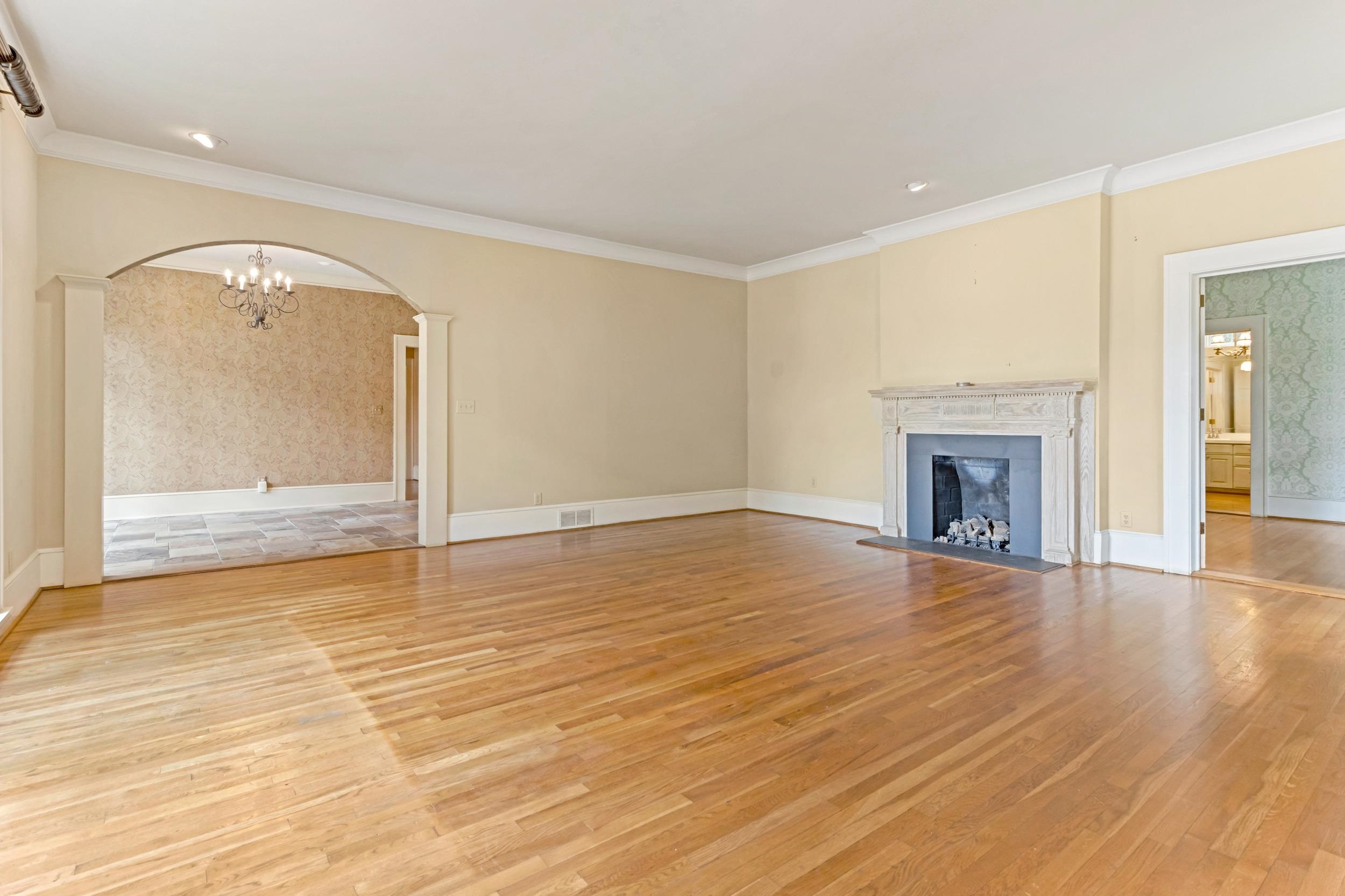 363 Connecticut Avenue Property Photo 9