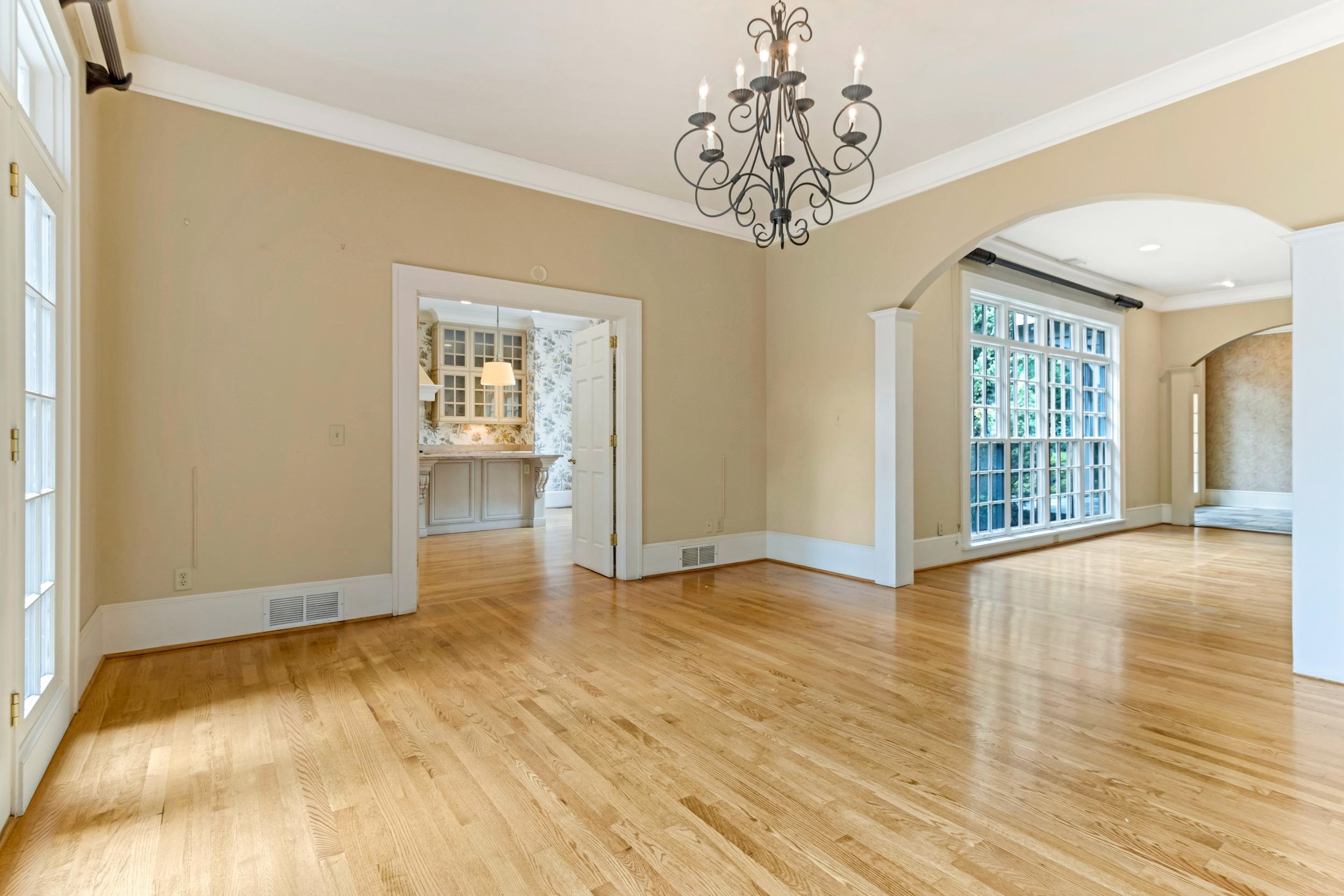 363 Connecticut Avenue Property Photo 10