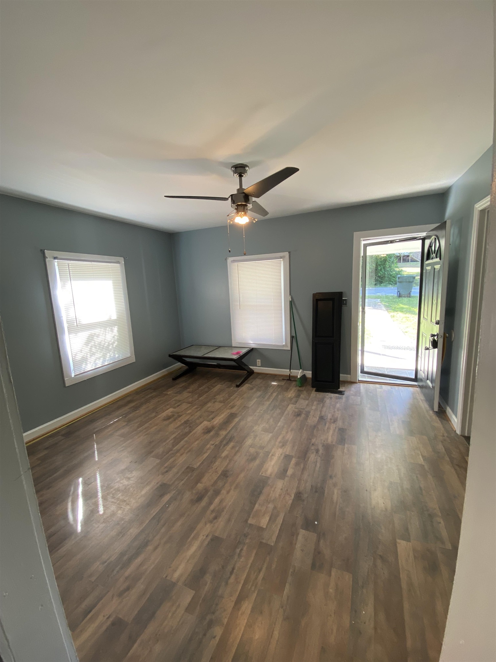 406 River Drive Property Photo 14