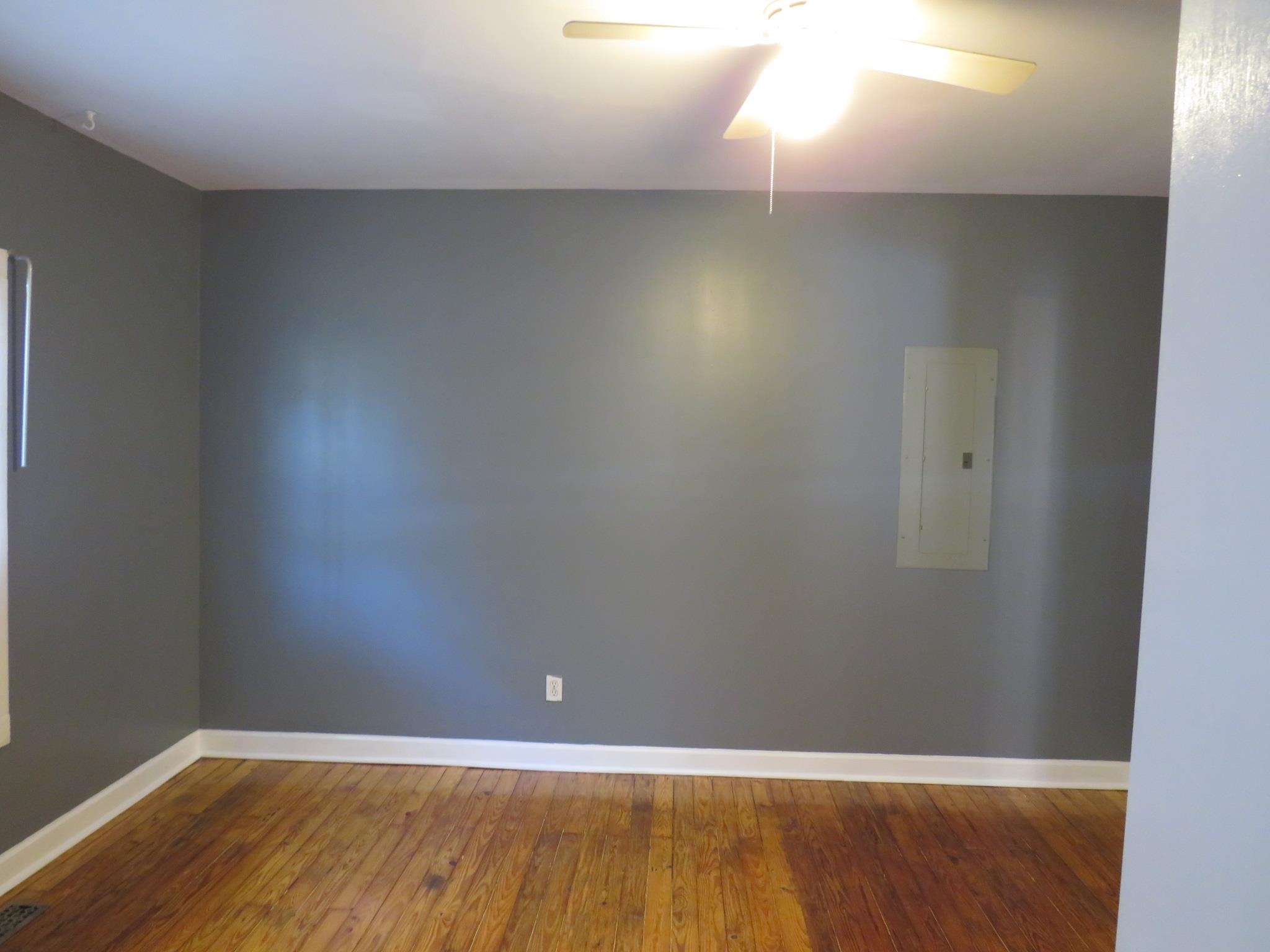 406 River Drive Property Photo 16