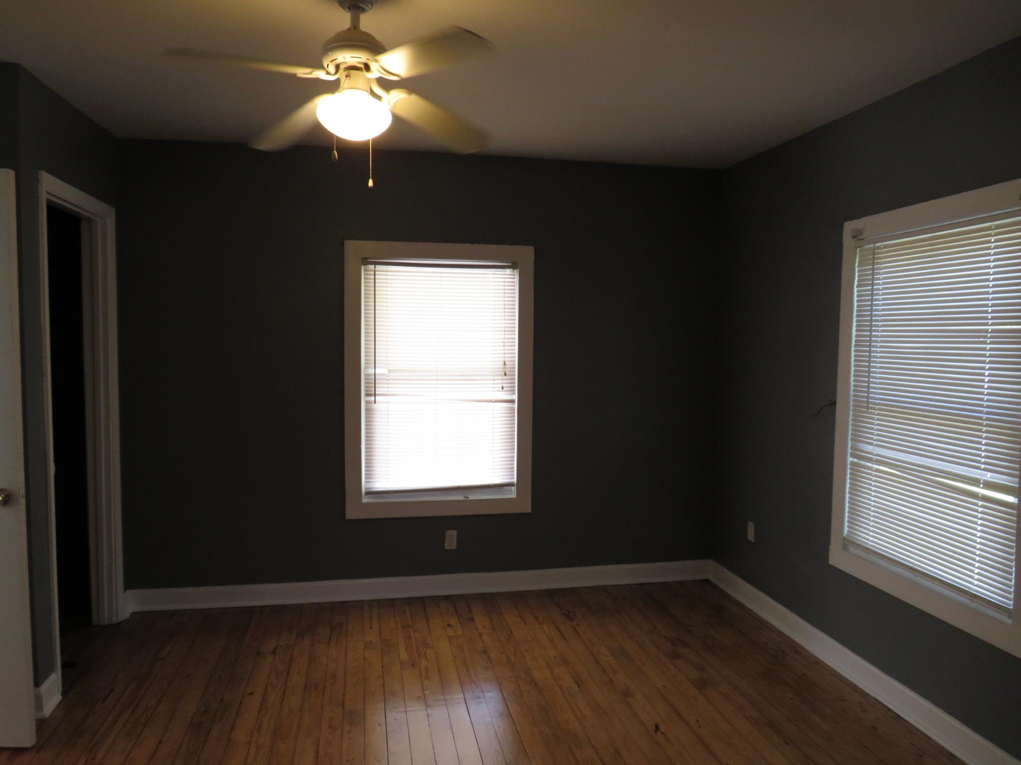 406 River Drive Property Photo 17