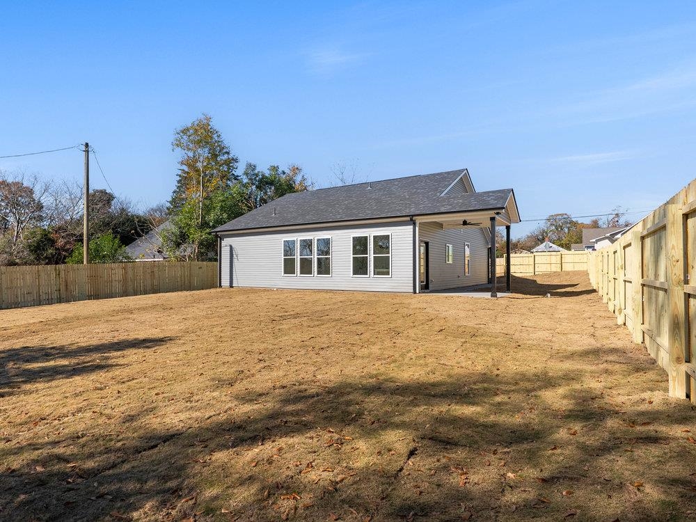 367 College Street Property Photo 2