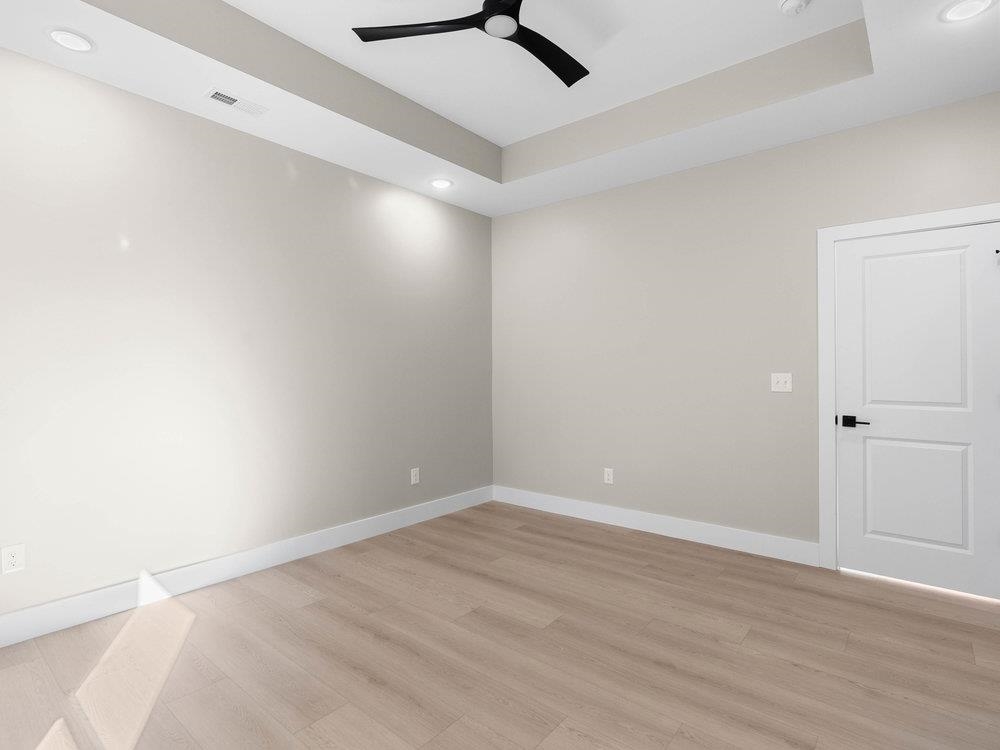 367 College Street Property Photo 27