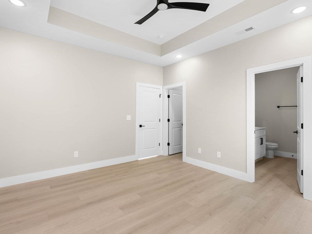 367 College Street Property Photo 28