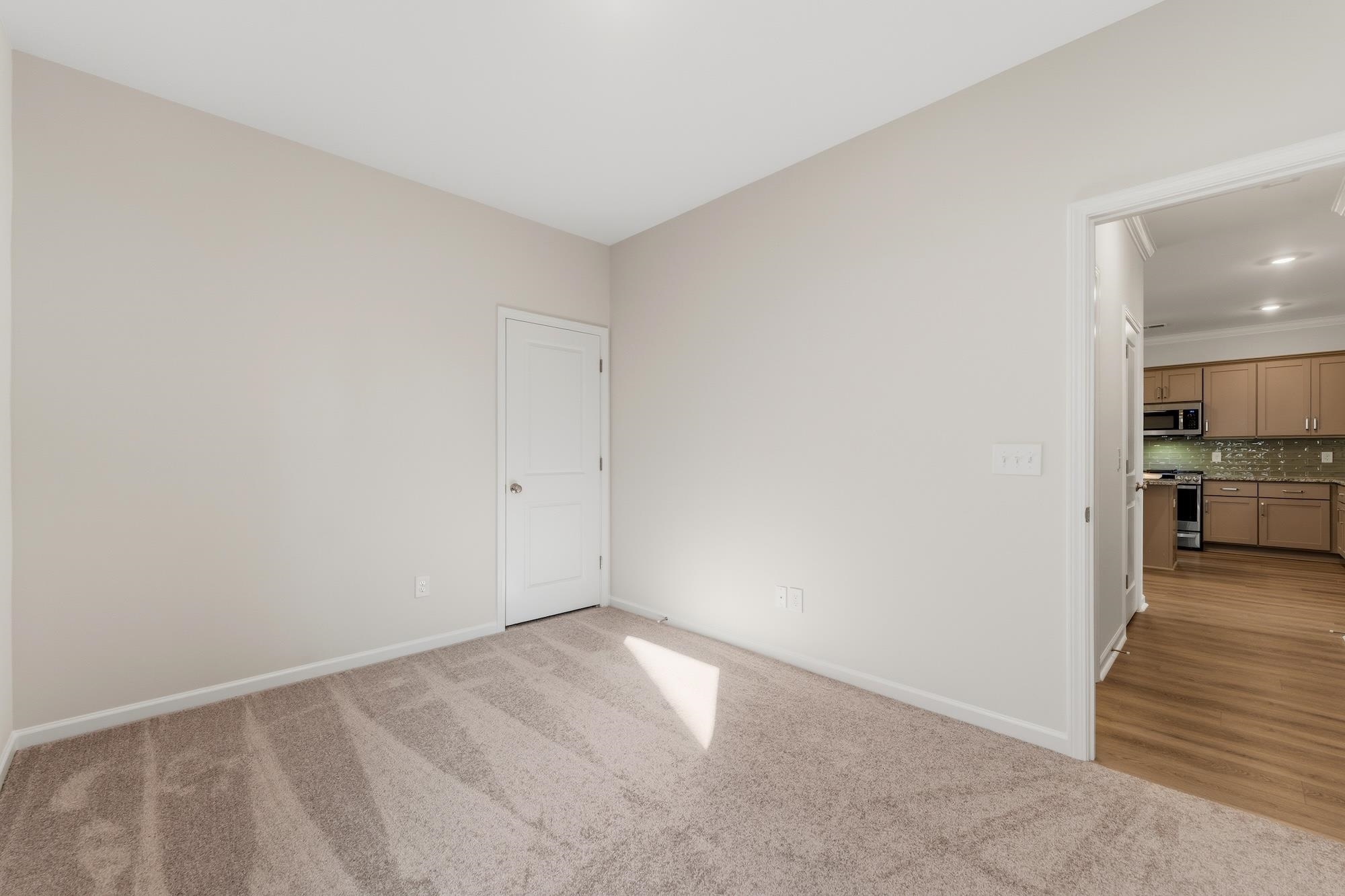 7067 New Horizons Lane Property Photo 18