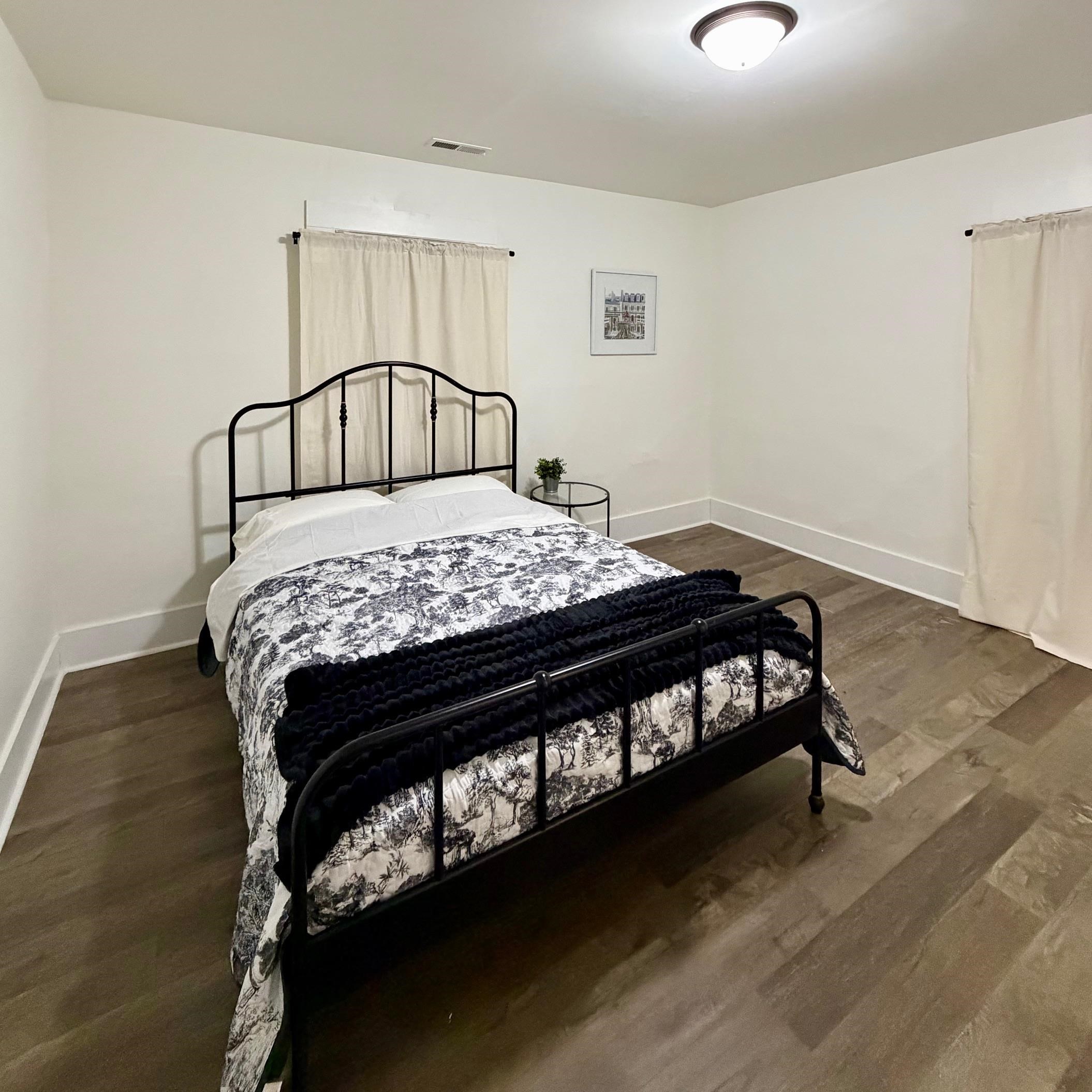 306 Manning St Property Photo 14