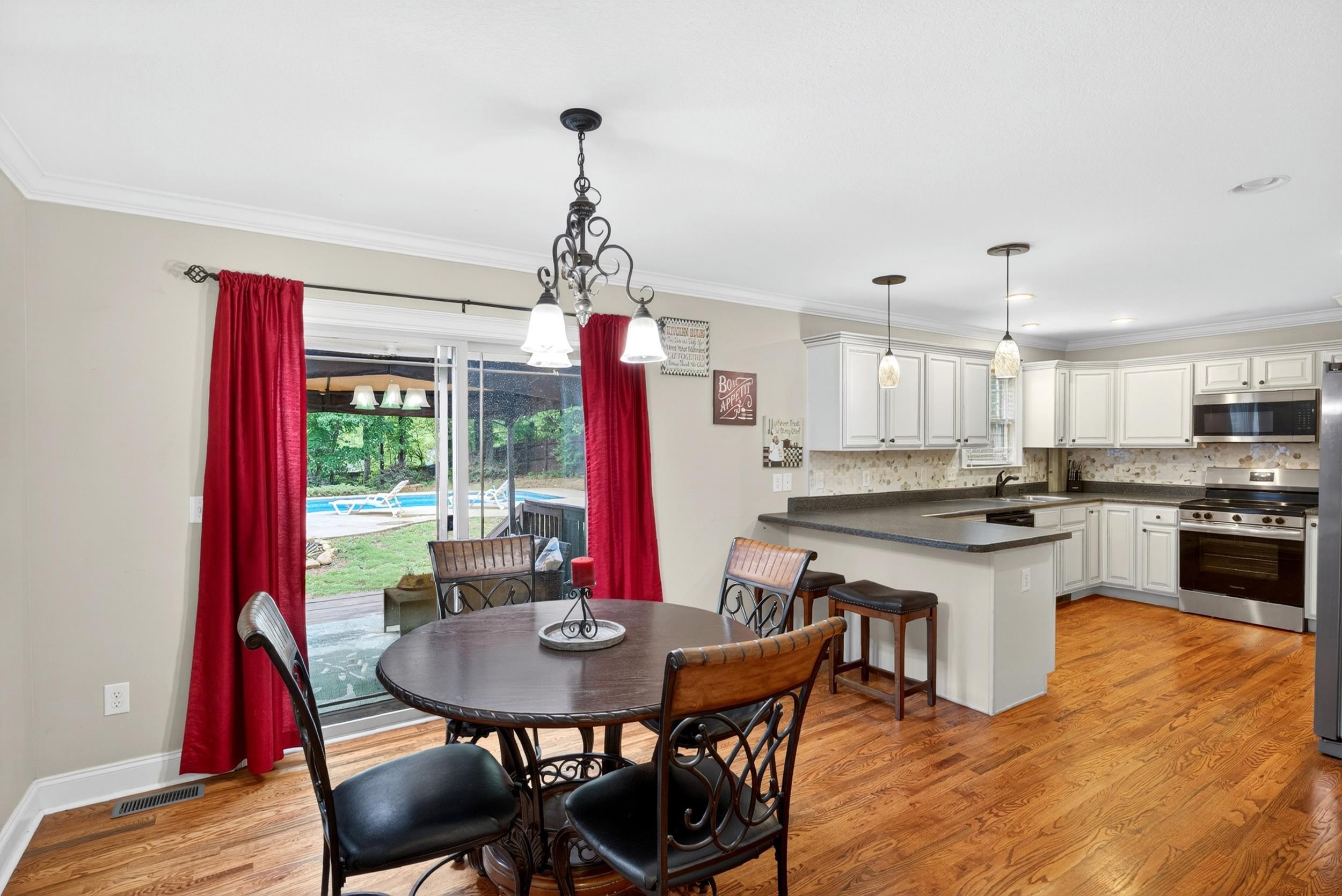 112 Trotter Court Property Photo 13