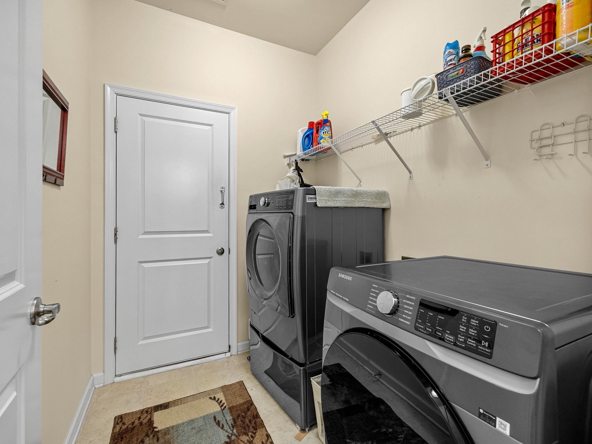 432 Fieldsview Lane Property Photo 28