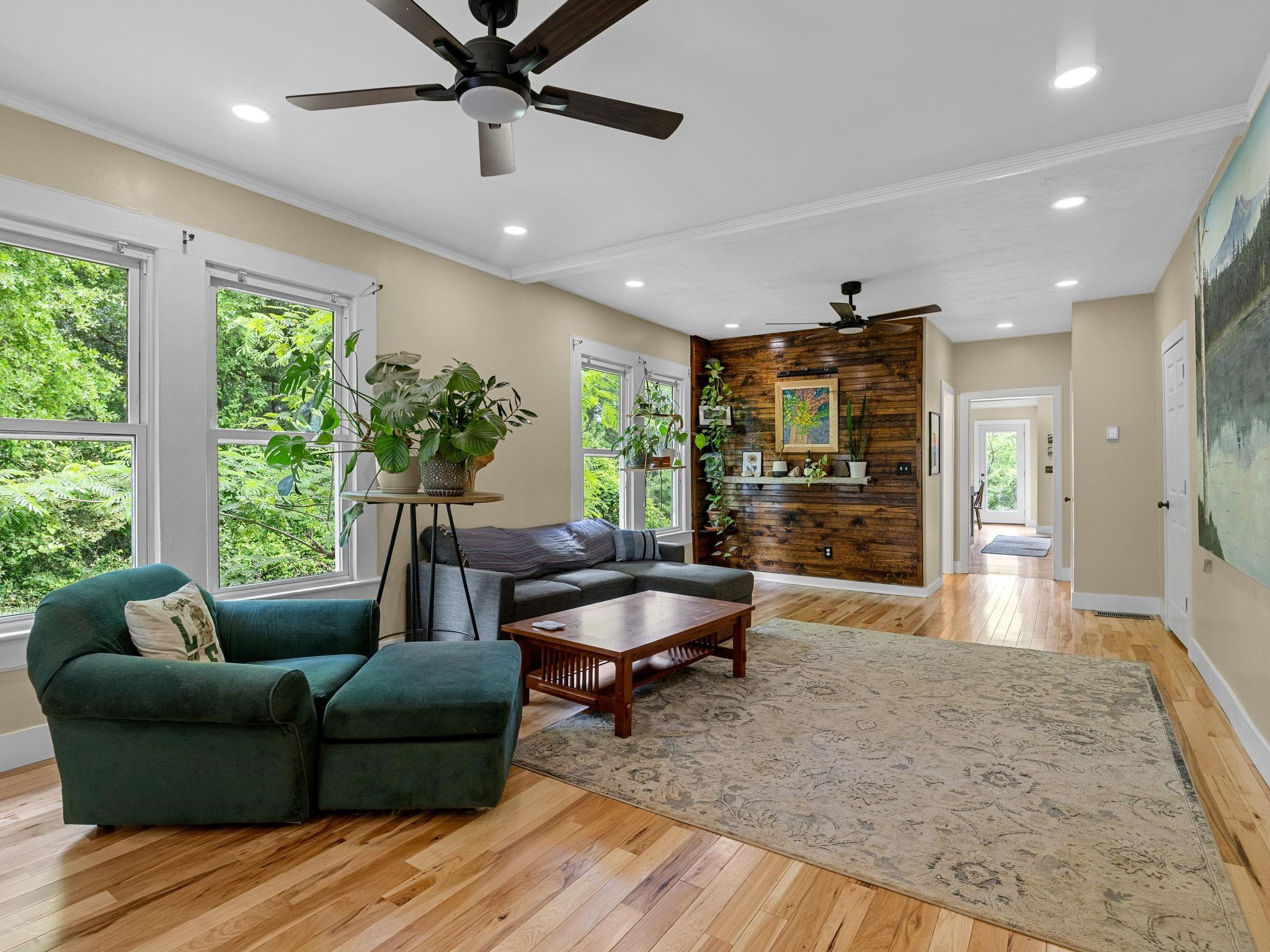 165 Jewell Road Property Photo 3