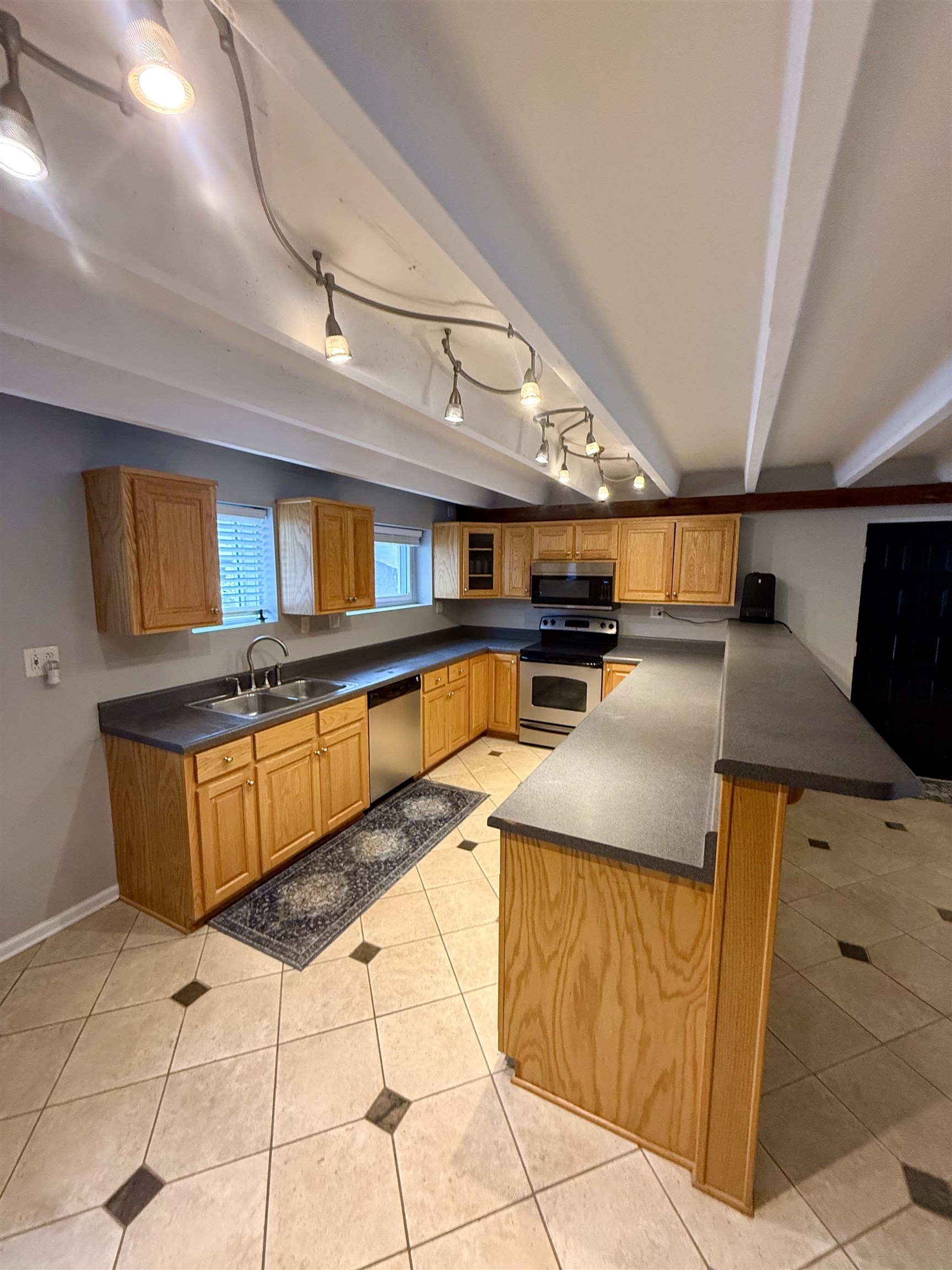 1200 Loran Pointe Circle Property Photo 5