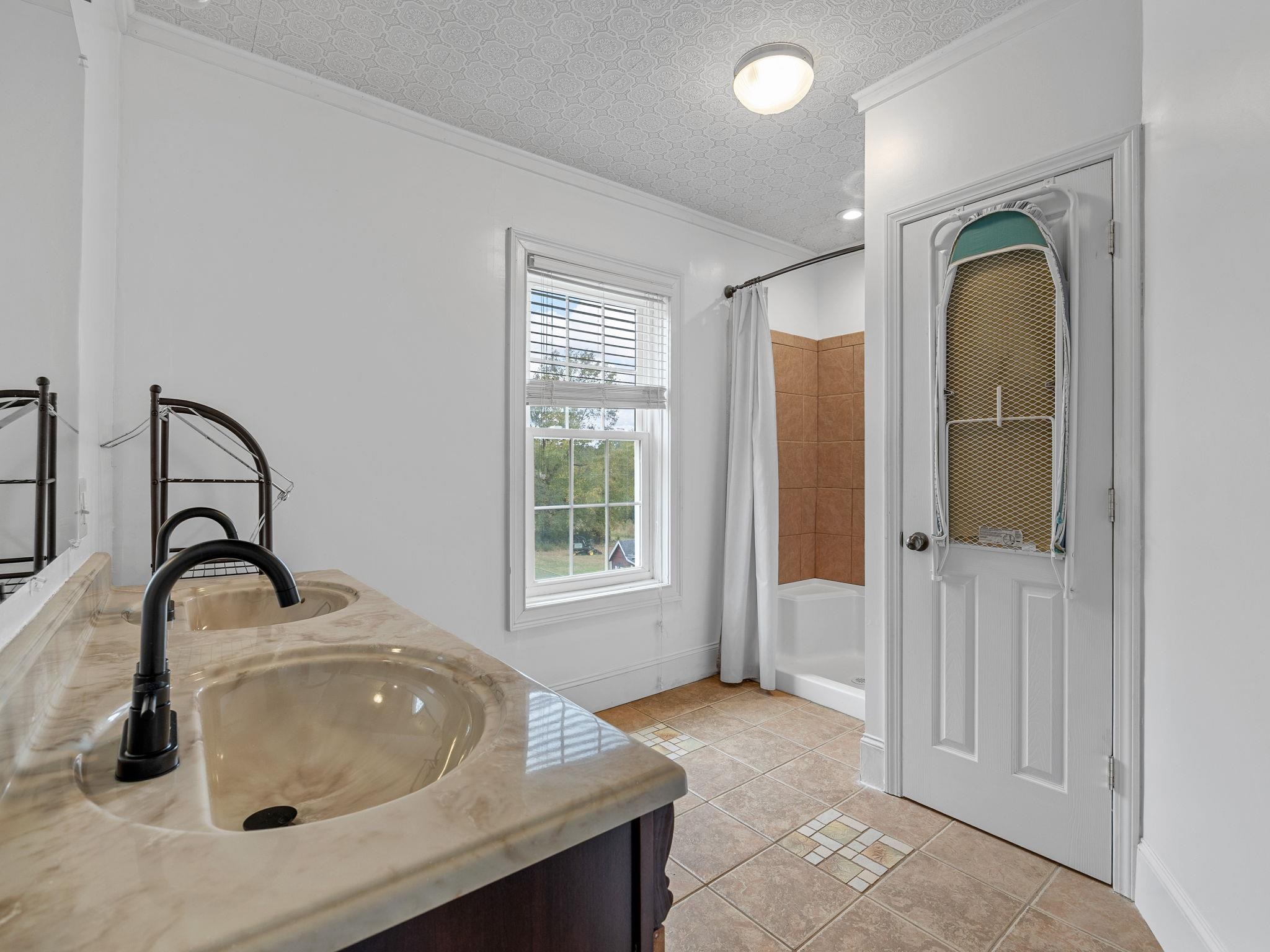 11280 Highway 56 N Property Photo 28