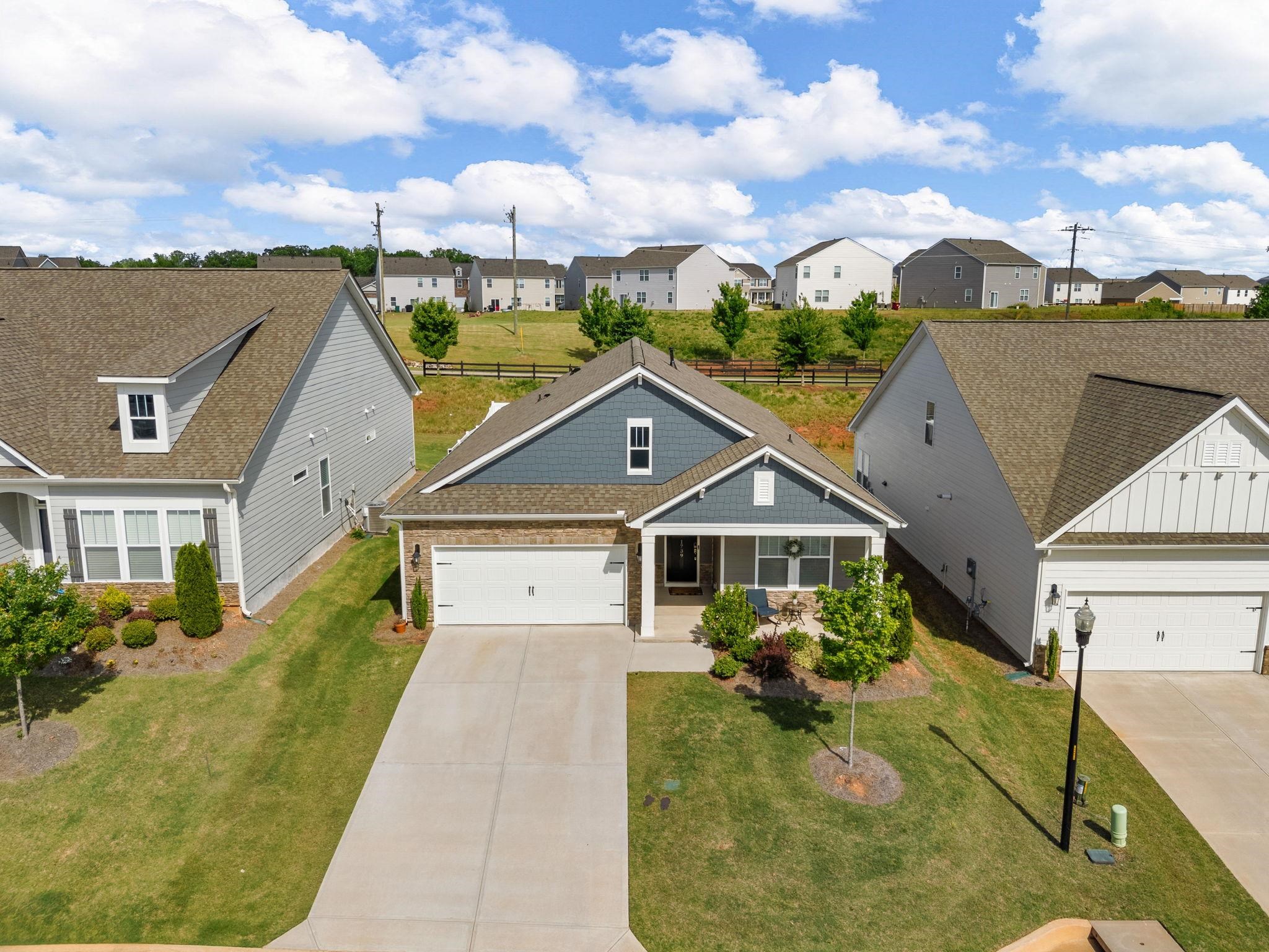 1739 Wabash Place Property Photo 2