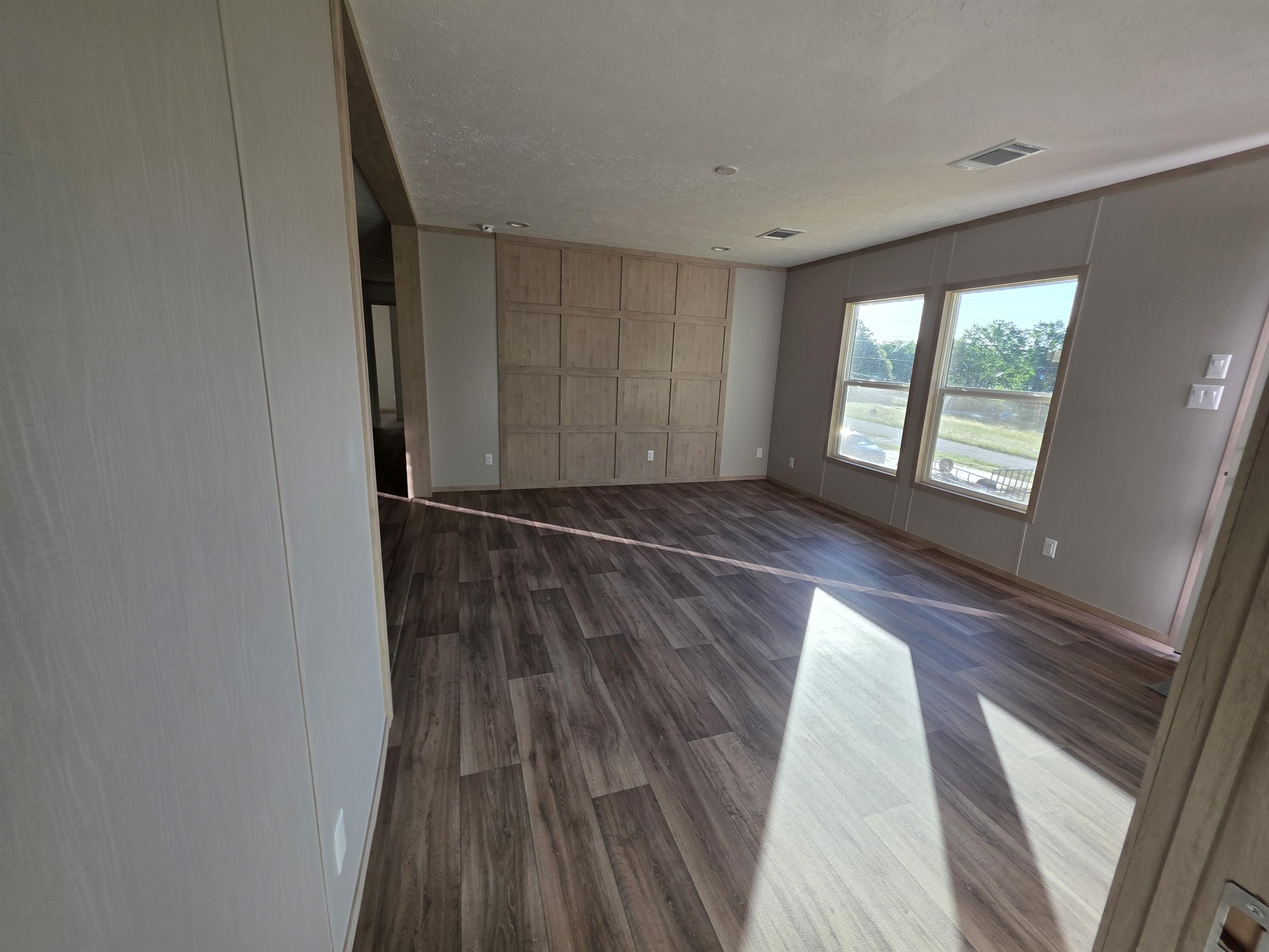 6 Pittman Drive Property Photo 4