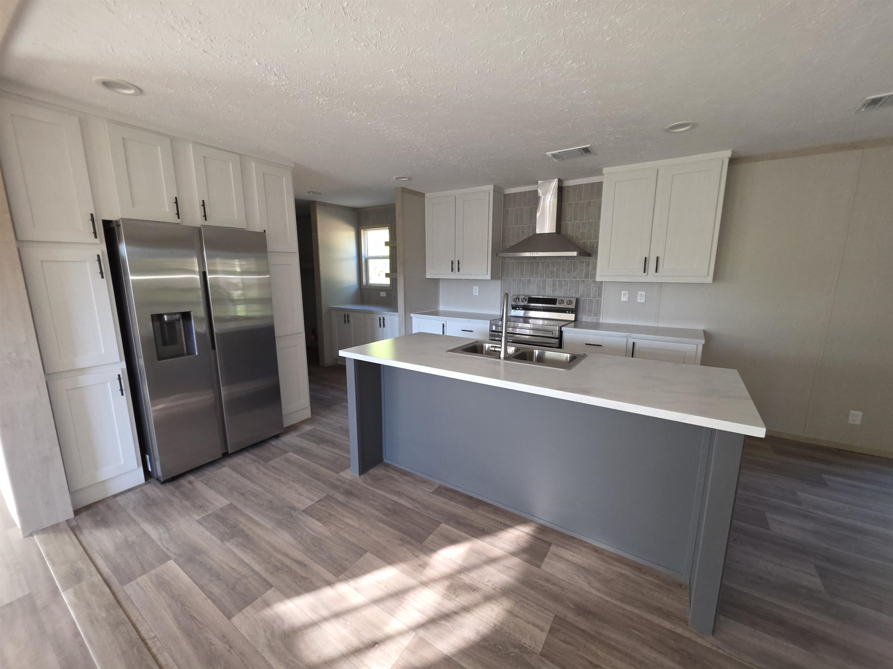 6 Pittman Drive Property Photo 9