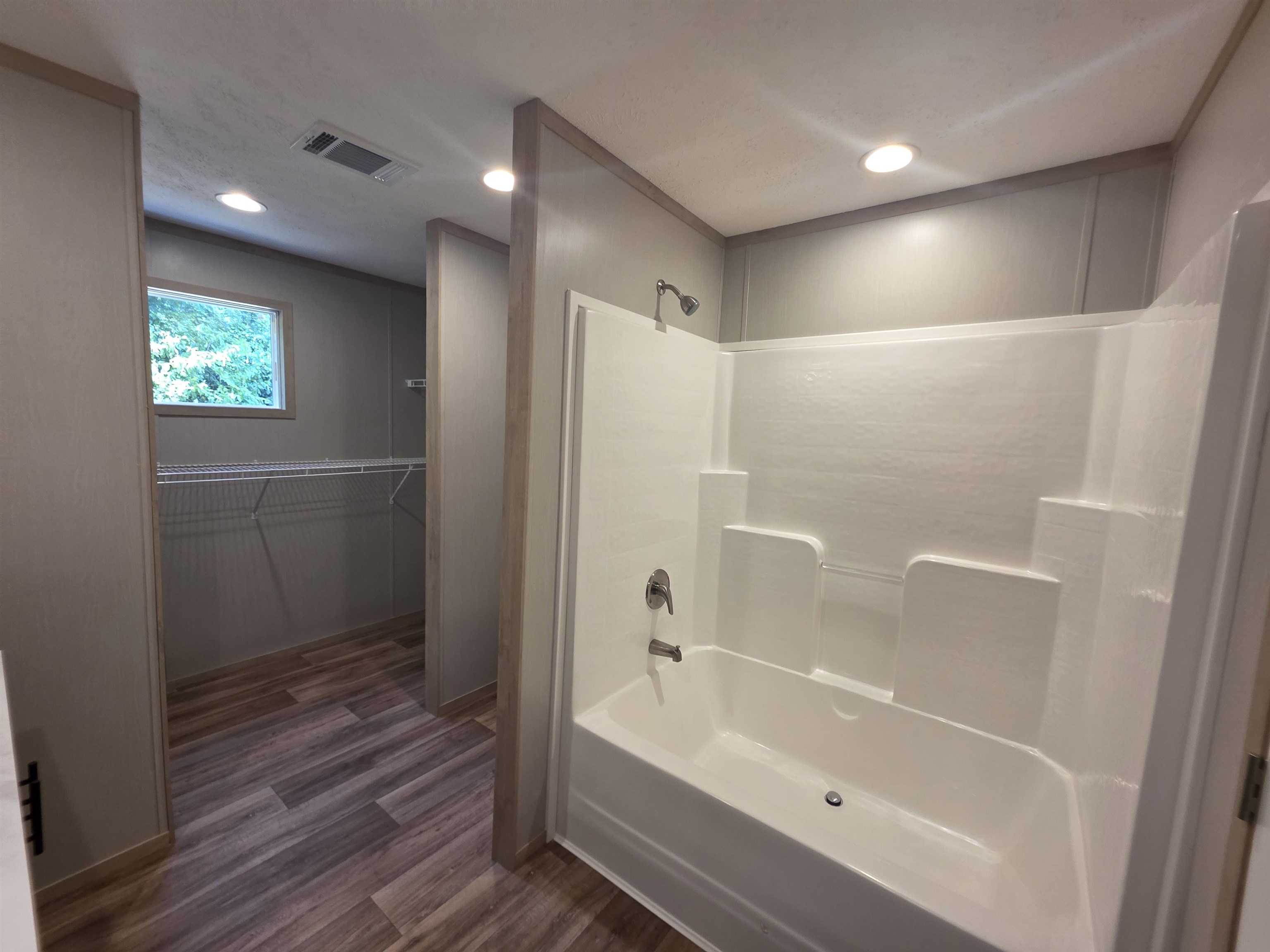 6 Pittman Drive Property Photo 12