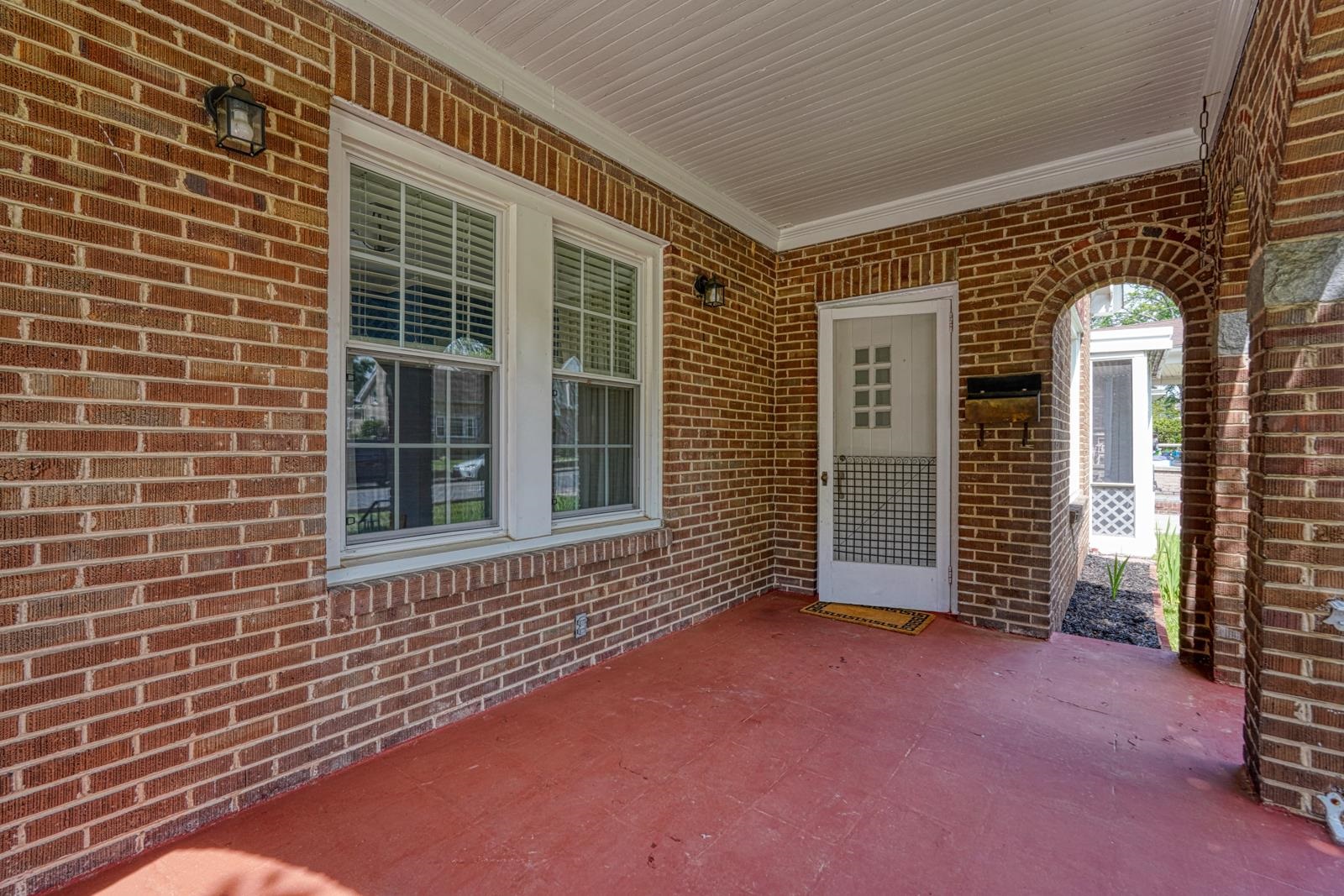 203 E South Street Property Photo 42