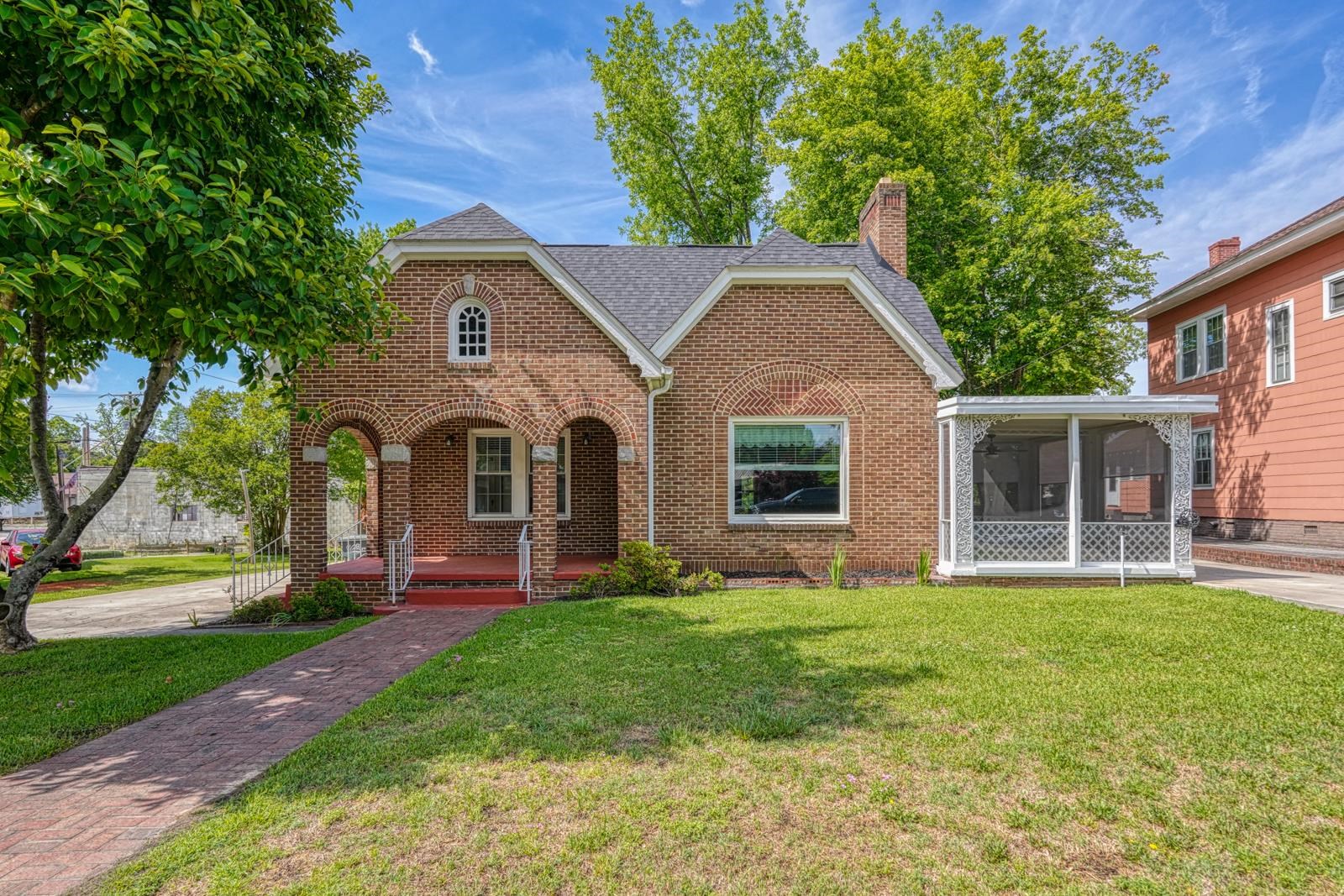 203 E South Street Property Photo 44