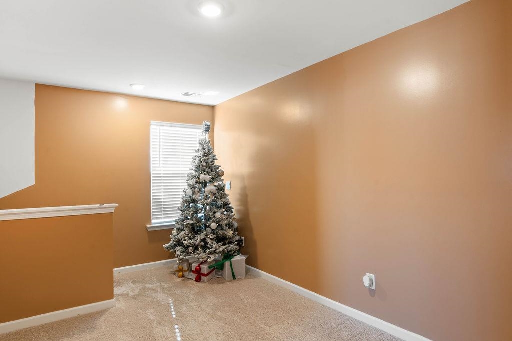 769 Ashwood Way Property Photo 16