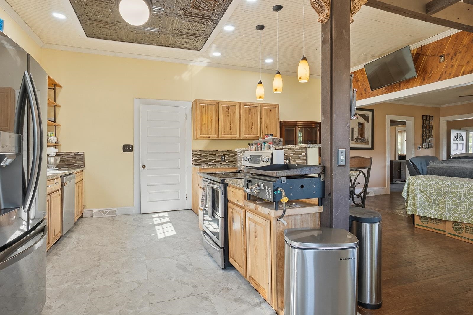 30 Bridges Street Property Photo 10