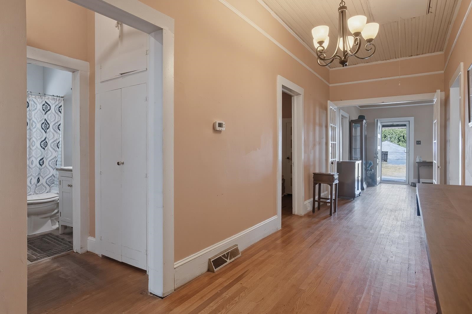 30 Bridges Street Property Photo 11