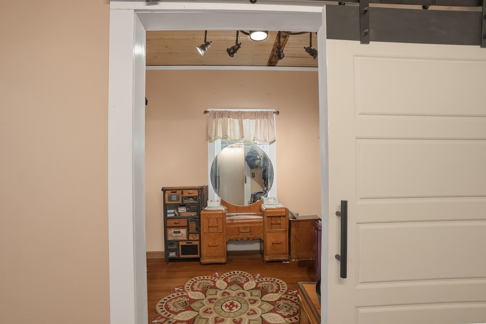 30 Bridges Street Property Photo 14