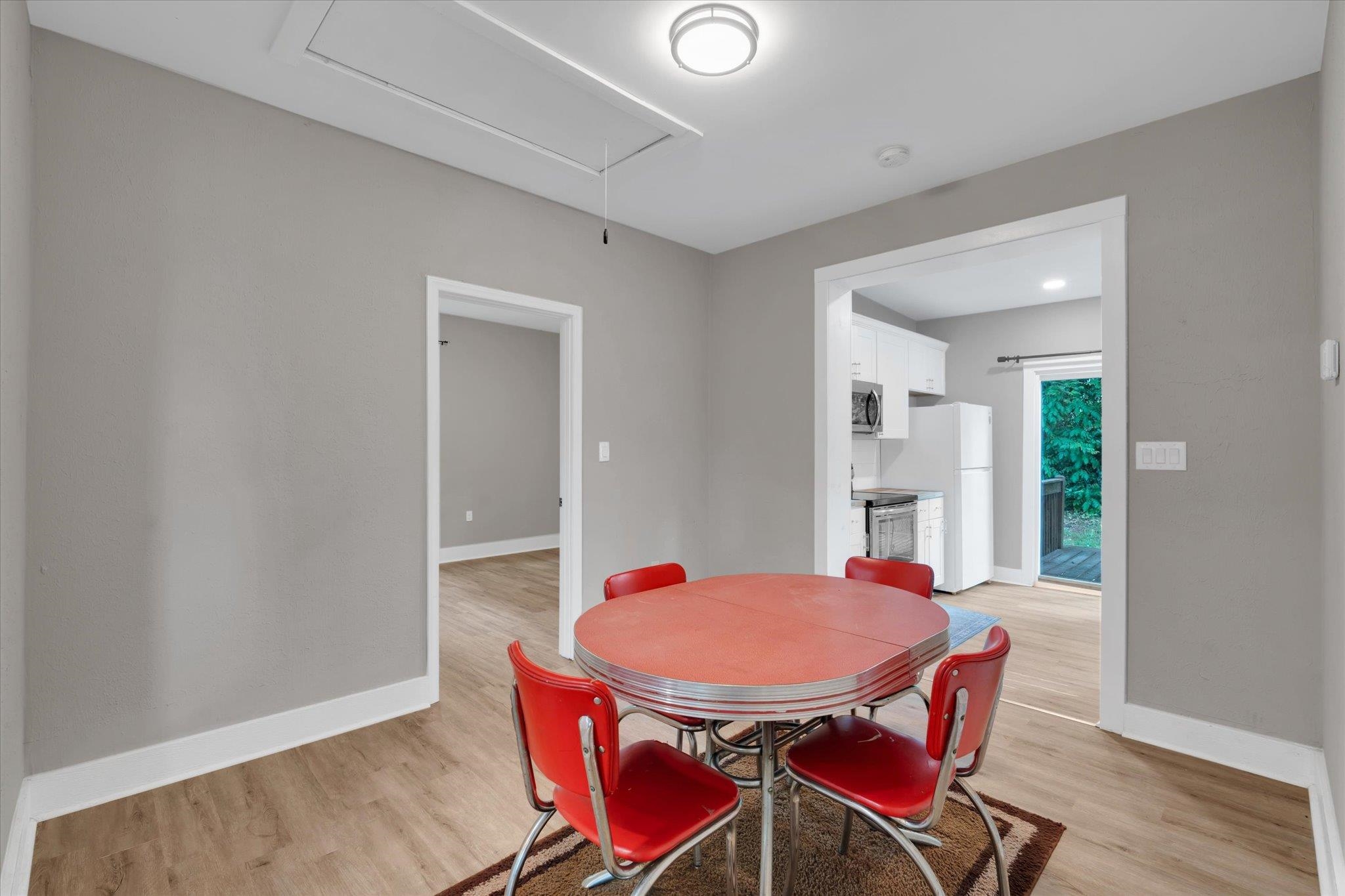 406 Cunningham Drive Property Photo 13