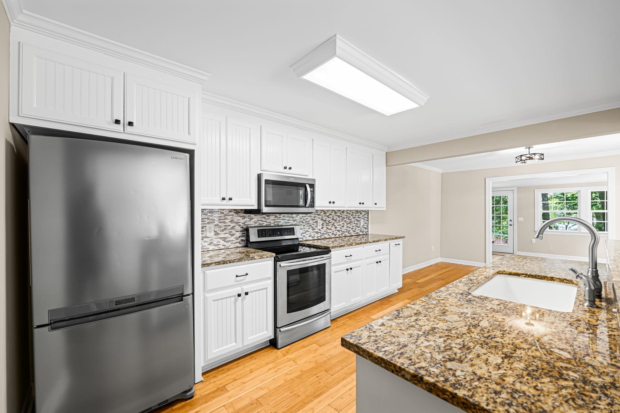 125 Houston Street Property Photo 12