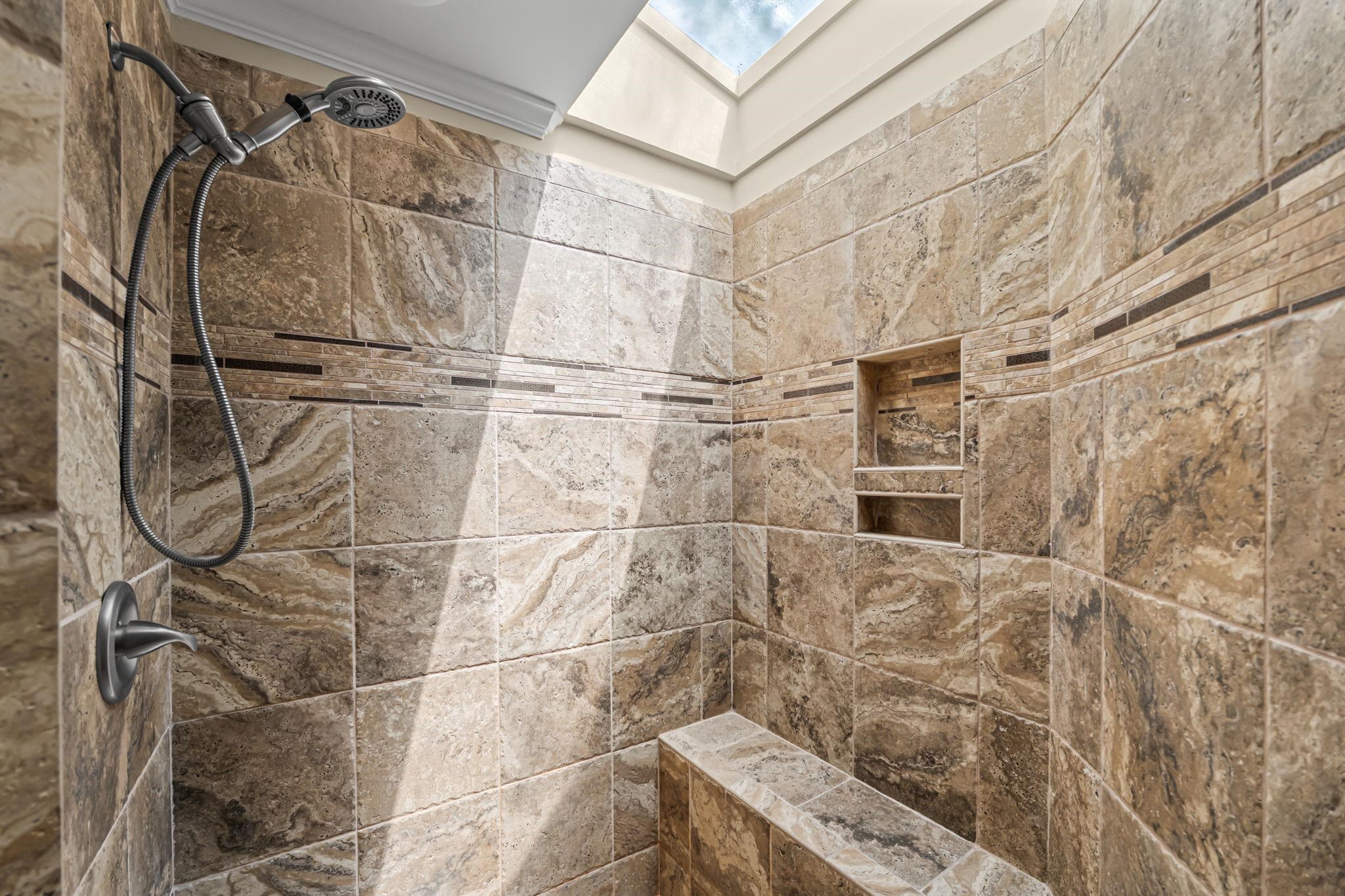 125 Houston Street Property Photo 27