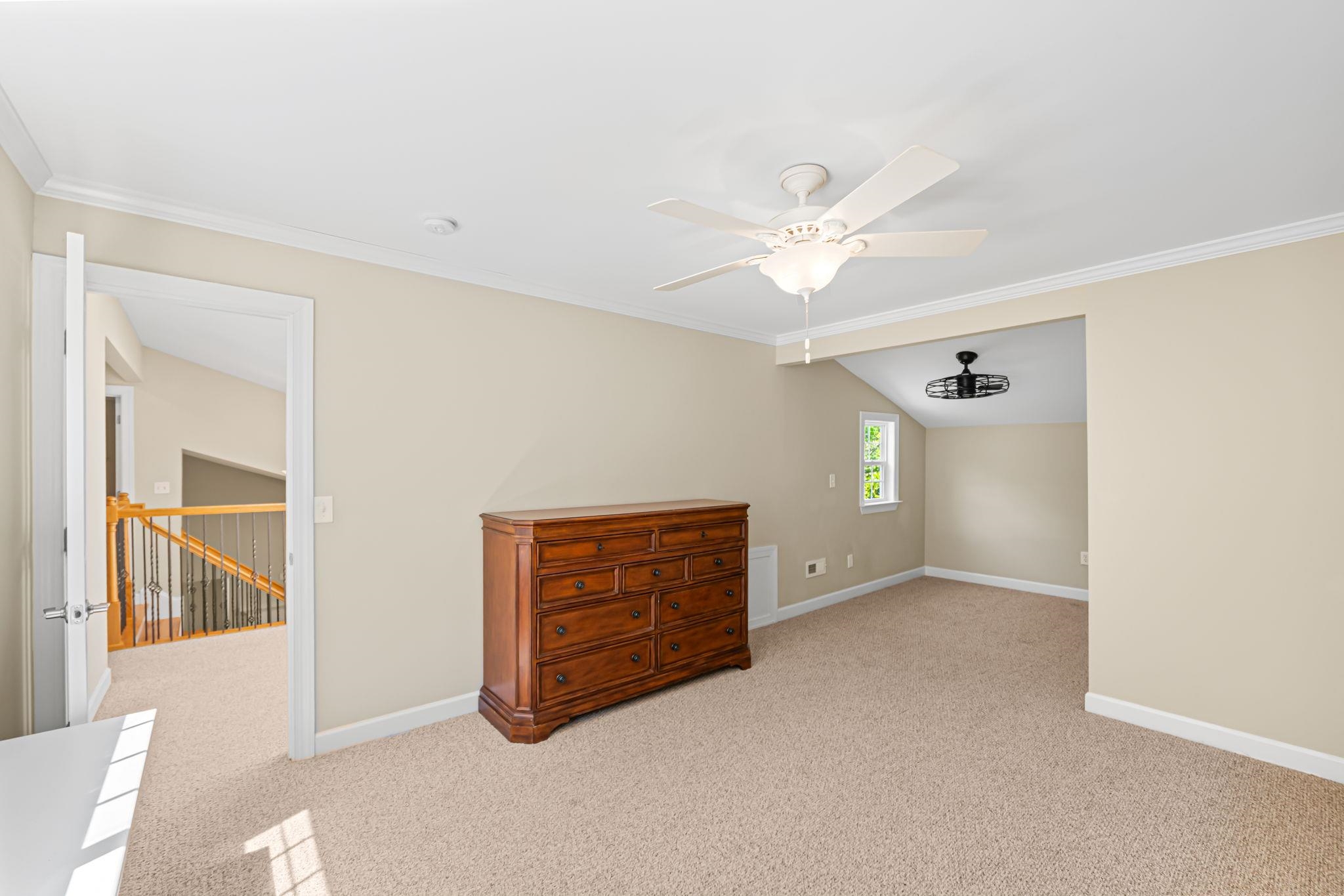 125 Houston Street Property Photo 31