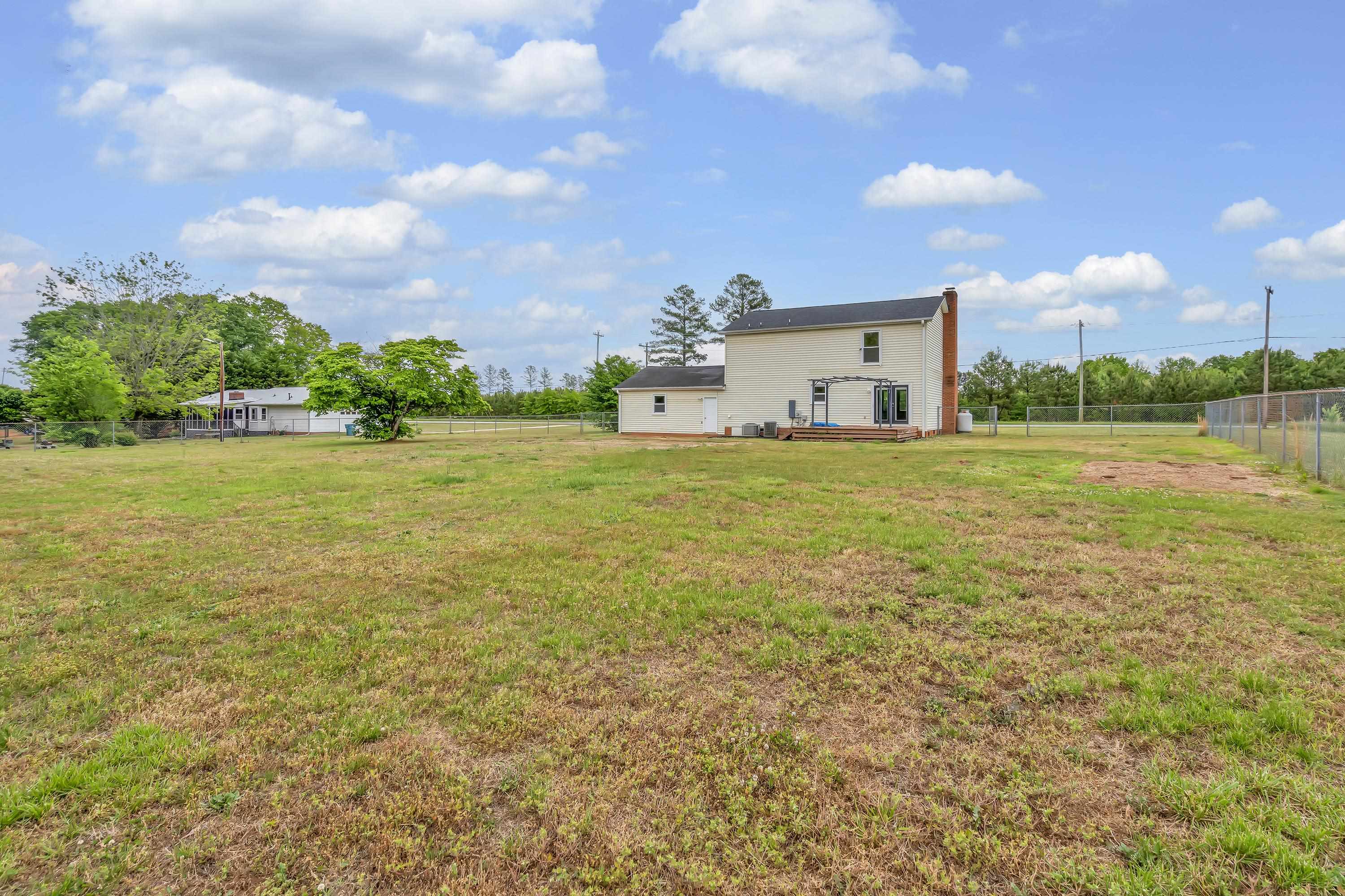 1359 Old Post Road Property Photo 15