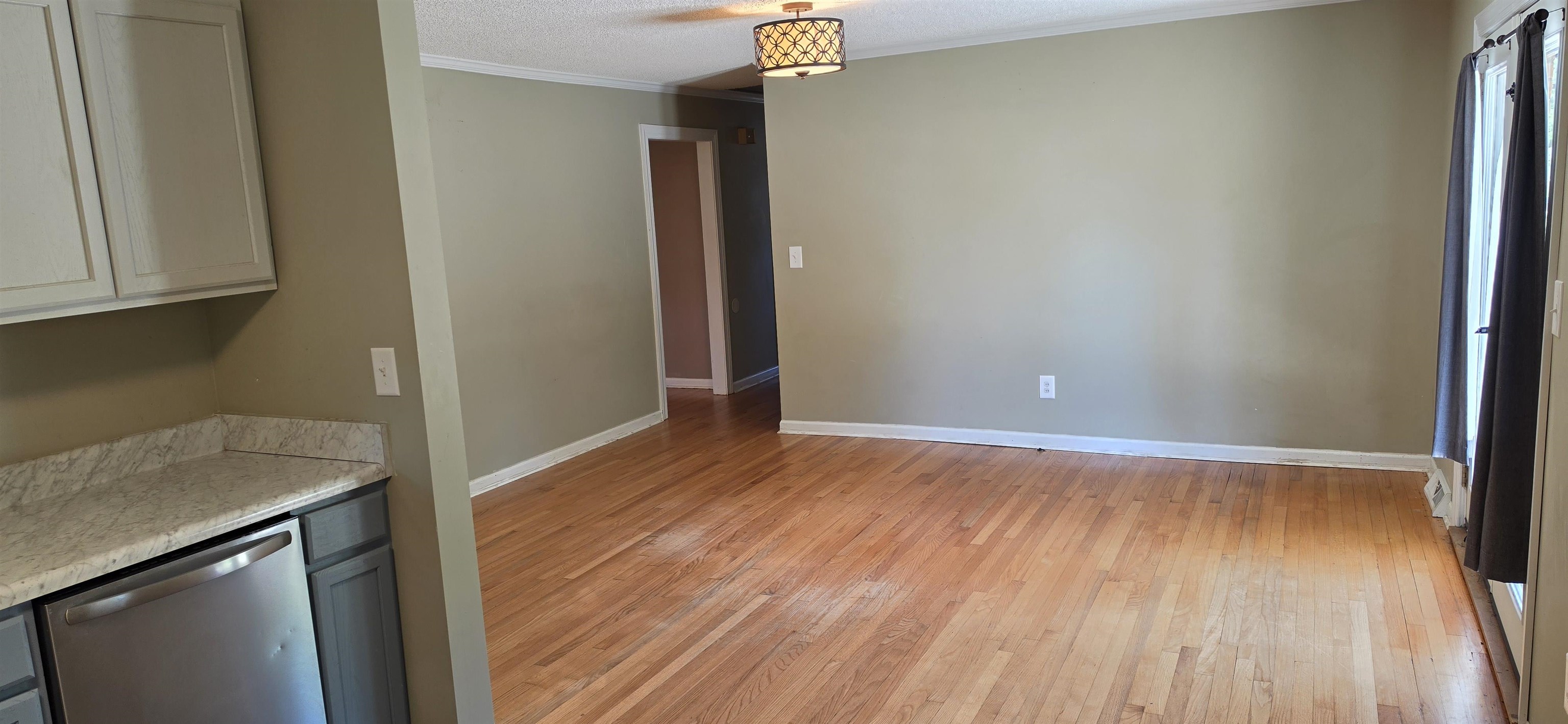 118 Sims Lane Property Photo 6