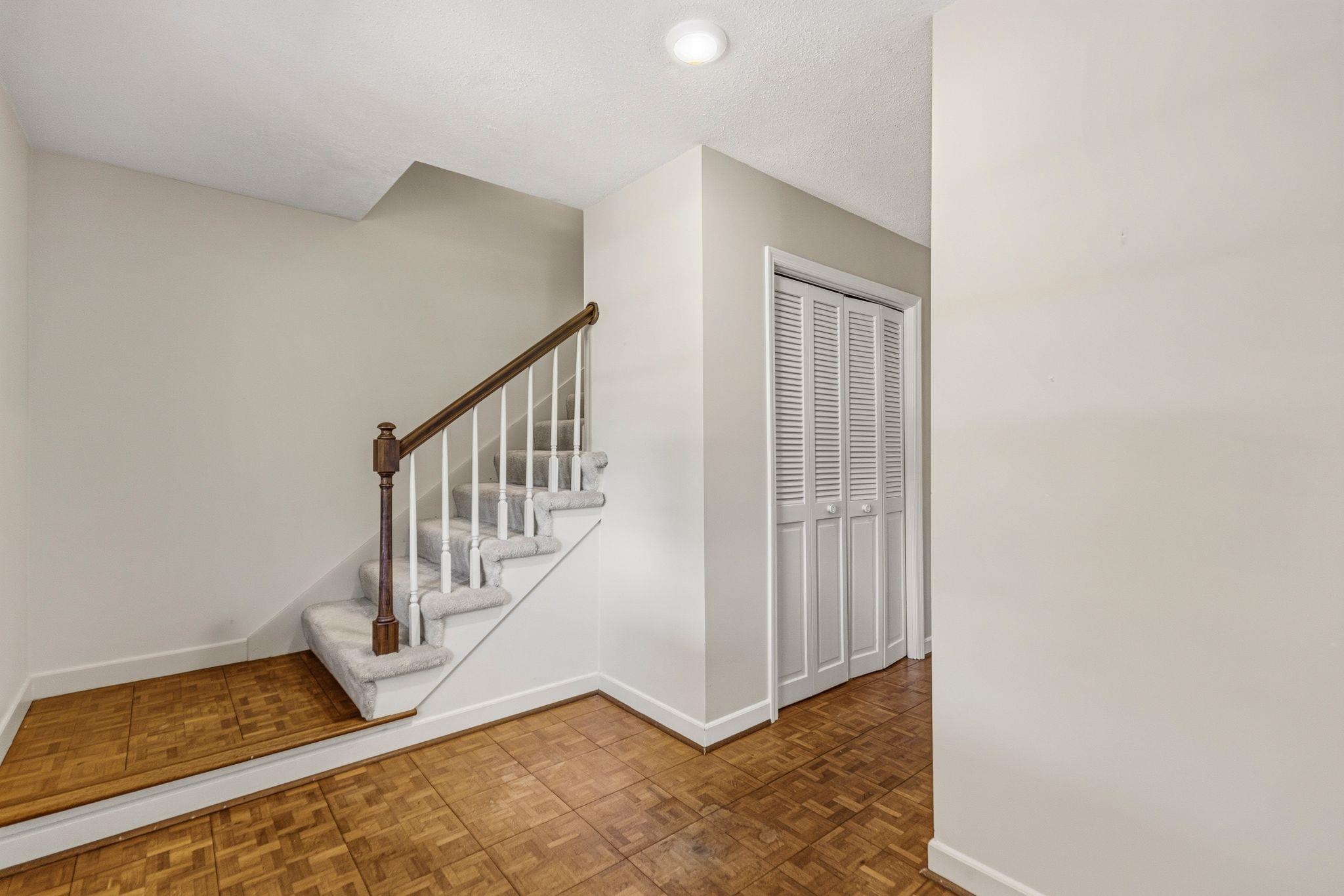 479 Ransdell Drive Property Photo 5
