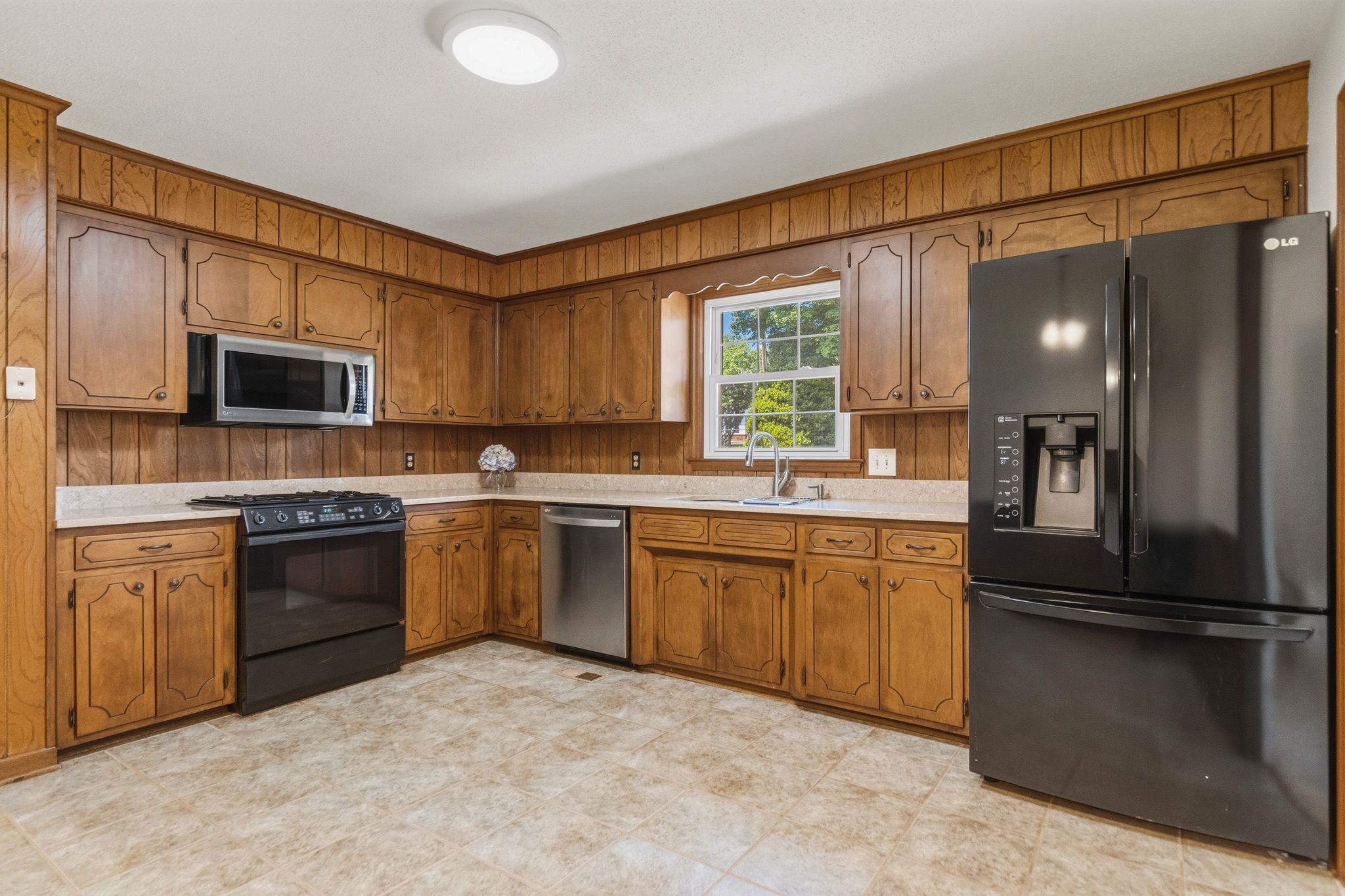479 Ransdell Drive Property Photo 13