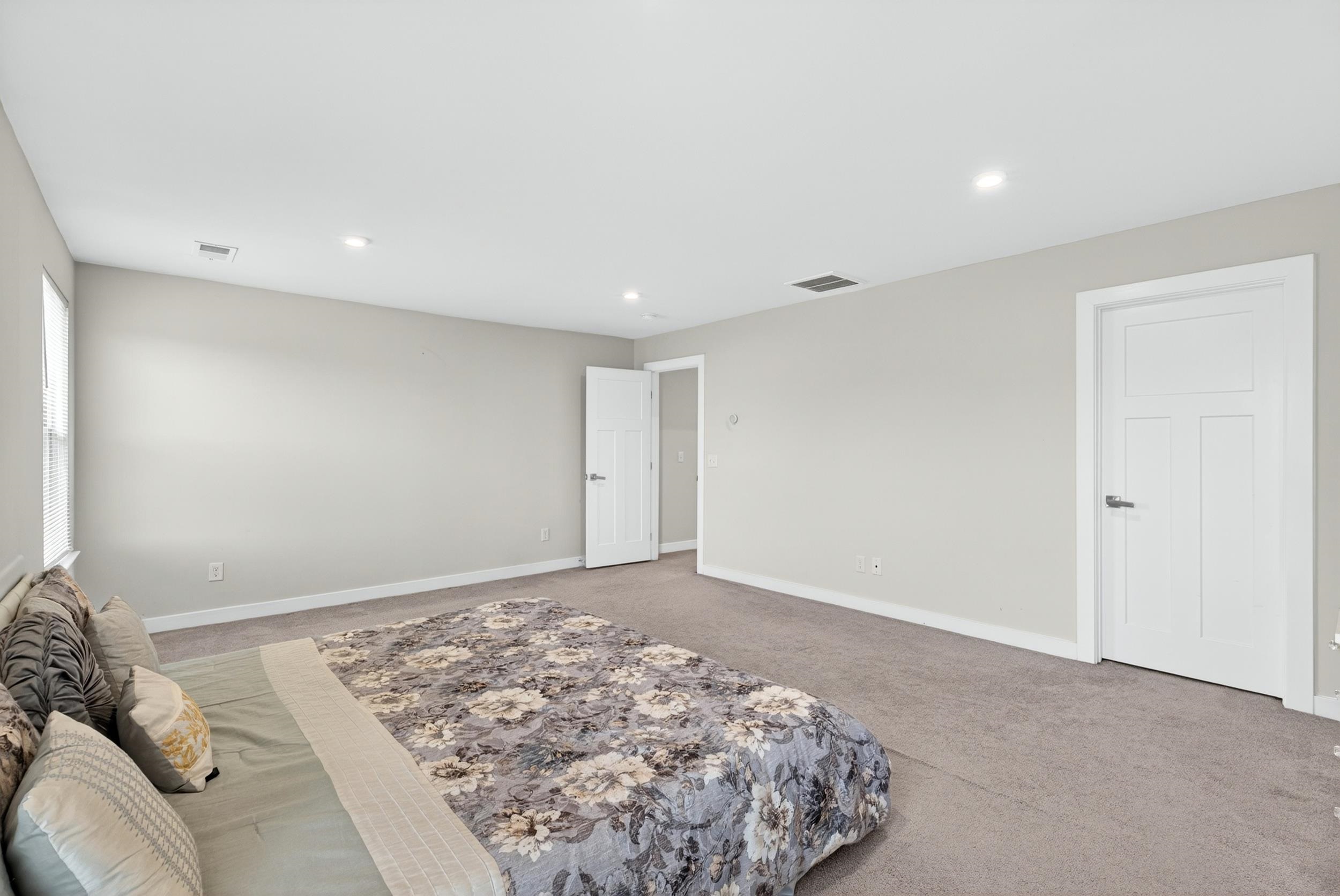 756 Windward Lane Property Photo 19