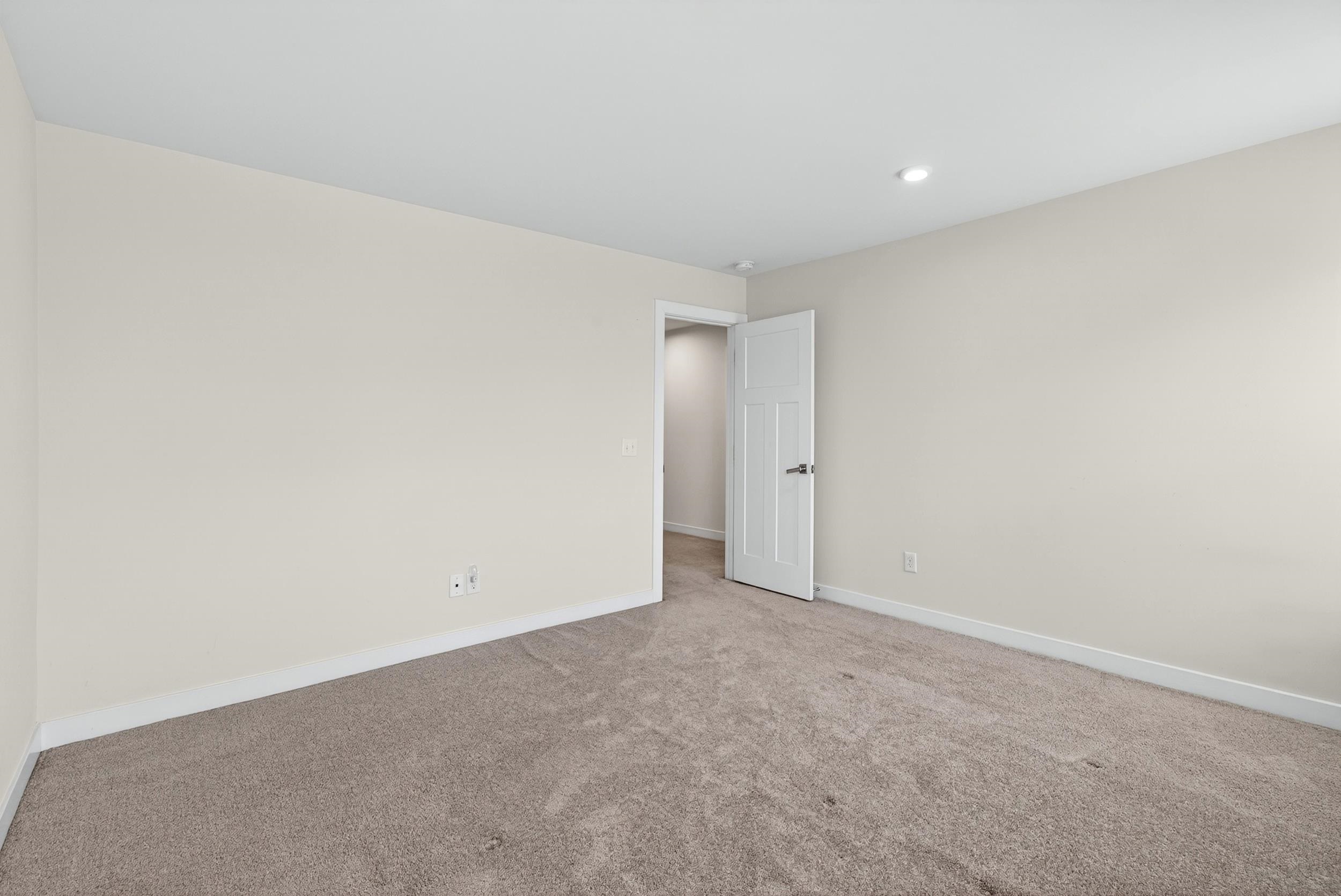756 Windward Lane Property Photo 33