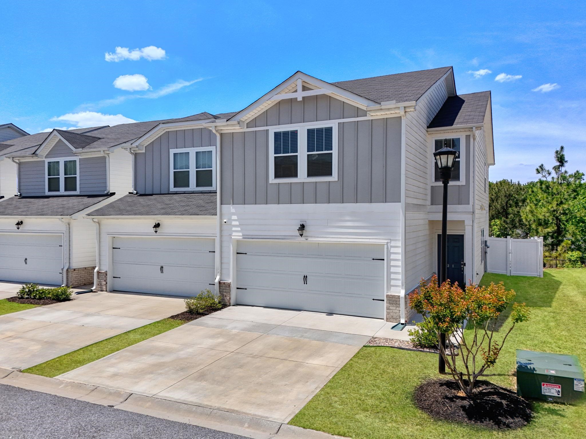 31 Centimeters Drive Property Photo 2