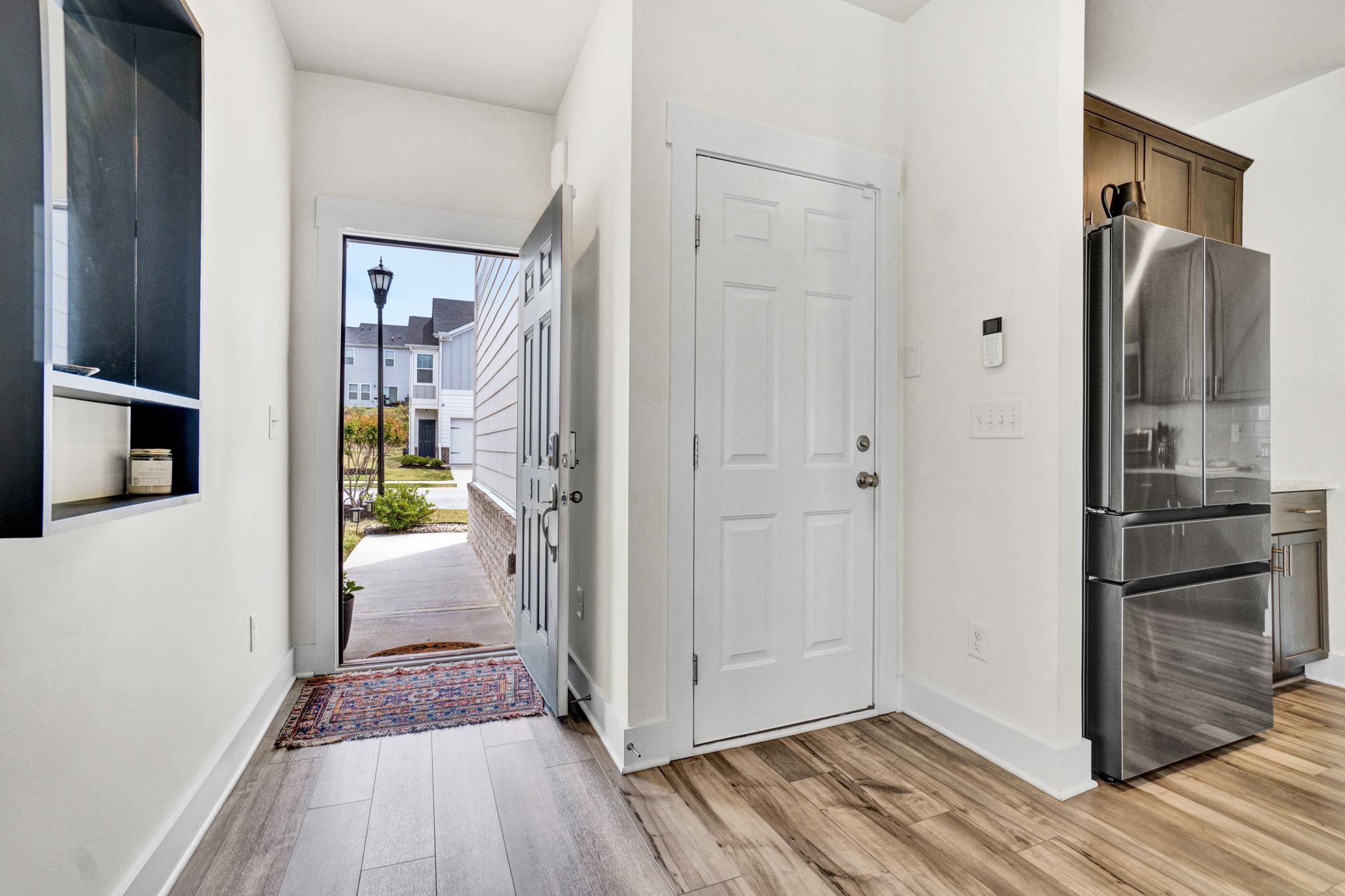 31 Centimeters Drive Property Photo 5
