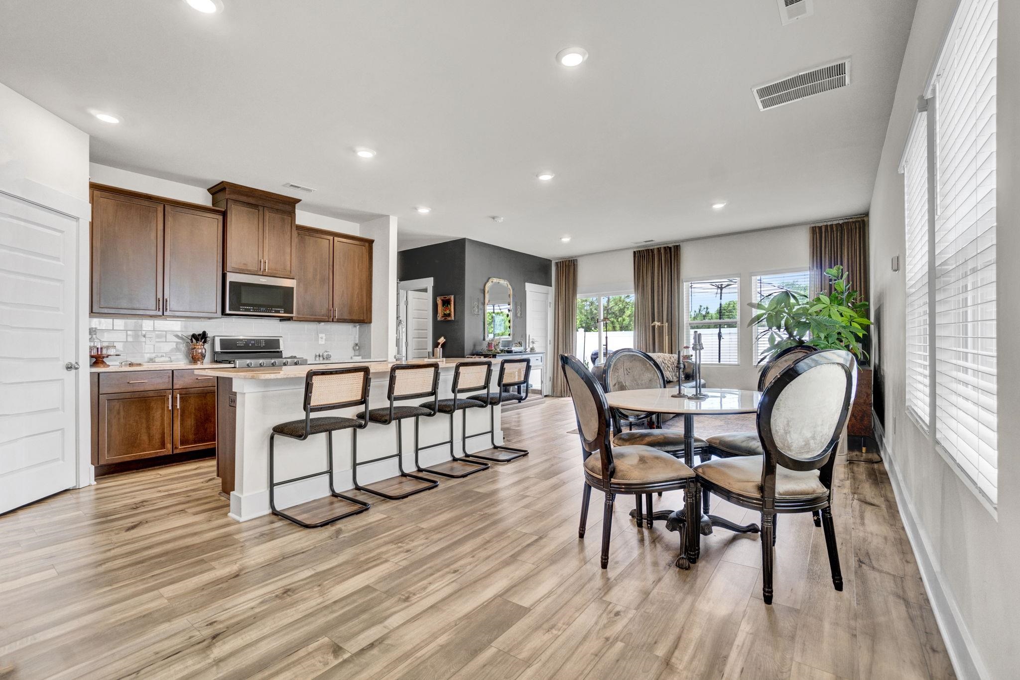31 Centimeters Drive Property Photo 7