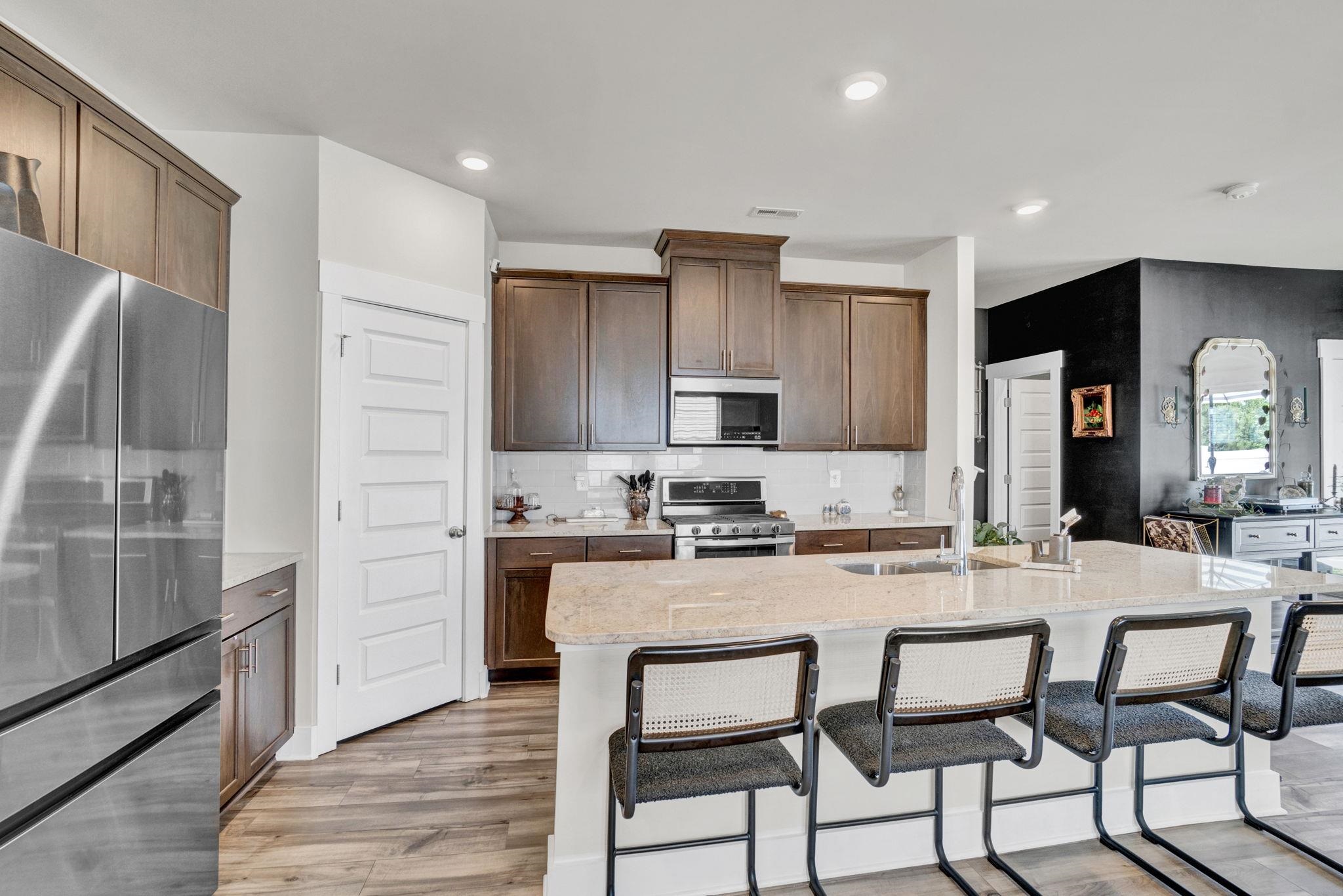 31 Centimeters Drive Property Photo 11