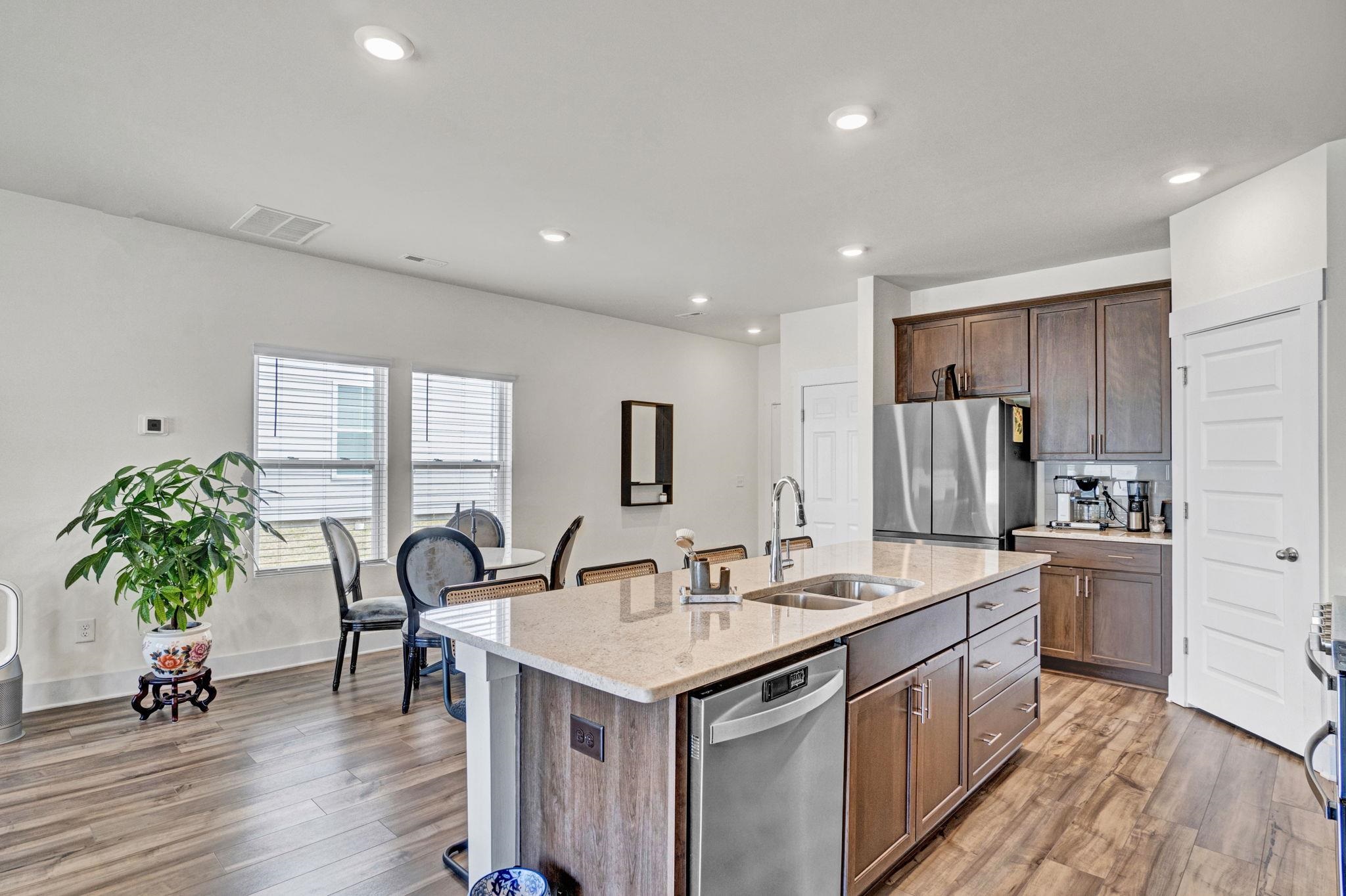 31 Centimeters Drive Property Photo 12