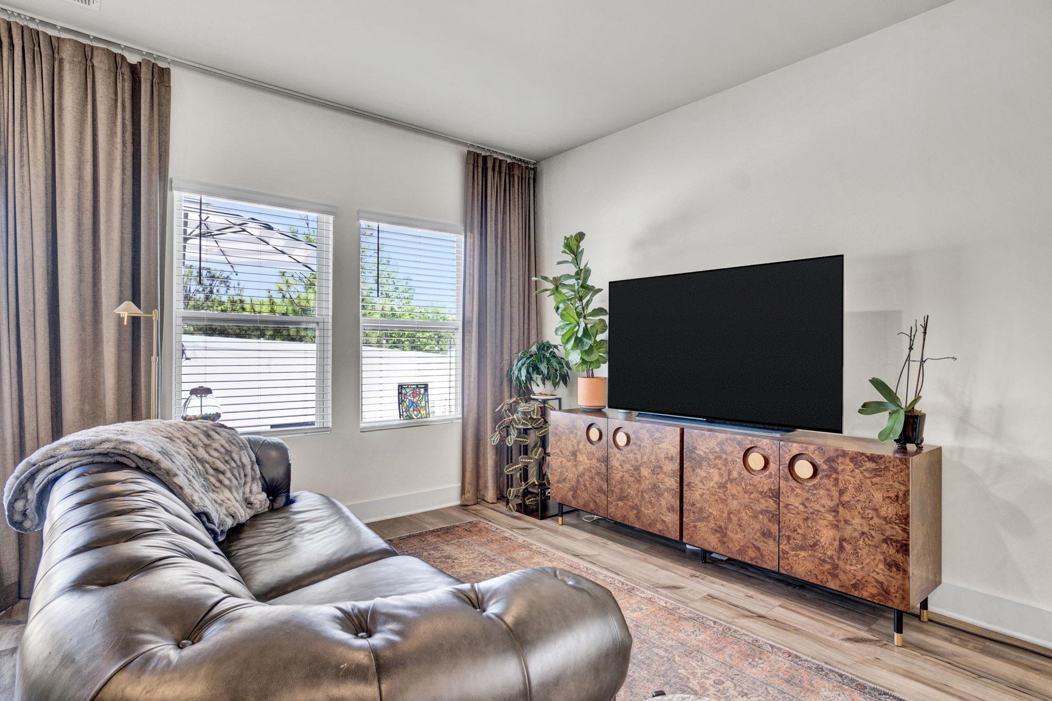 31 Centimeters Drive Property Photo 15