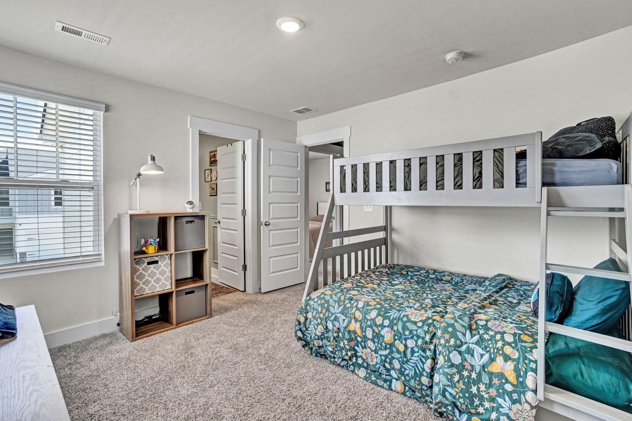 31 Centimeters Drive Property Photo 34