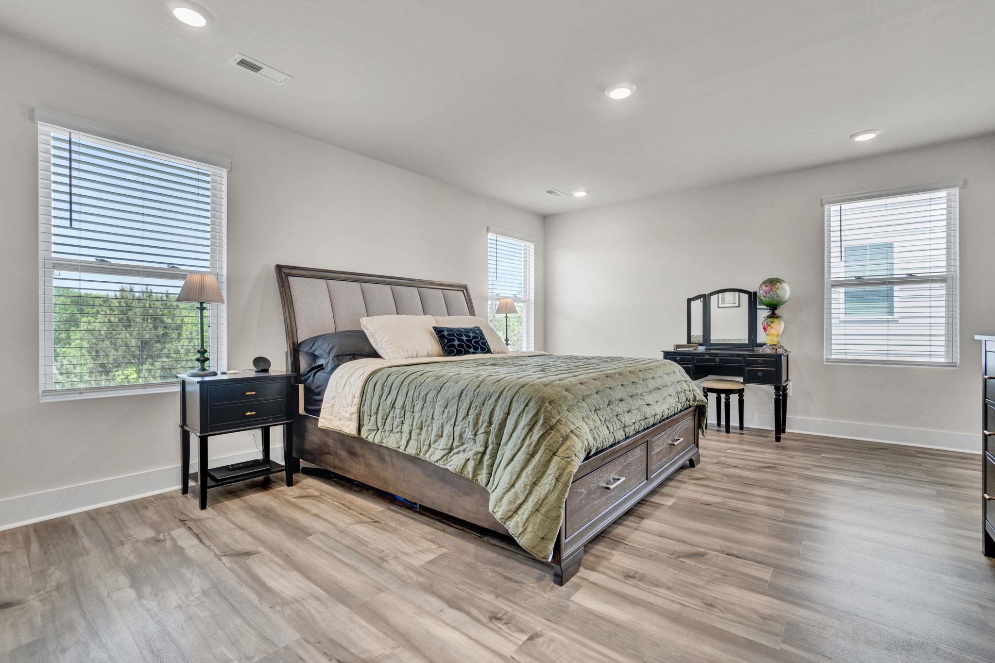 31 Centimeters Drive Property Photo 37
