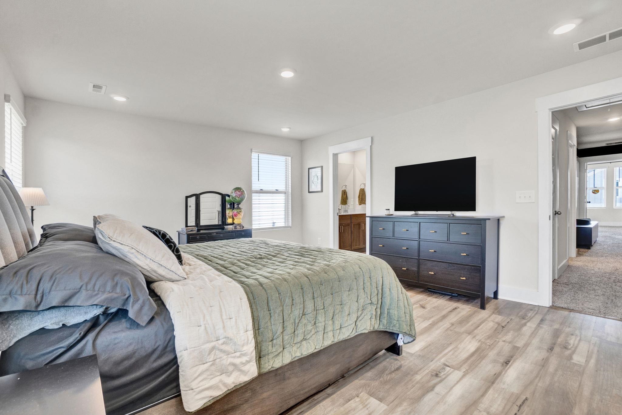 31 Centimeters Drive Property Photo 39