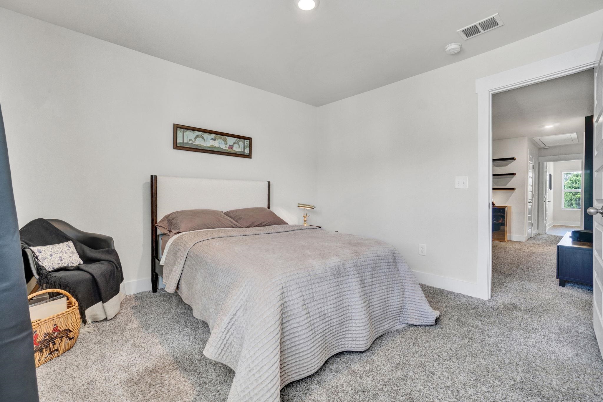 31 Centimeters Drive Property Photo 41