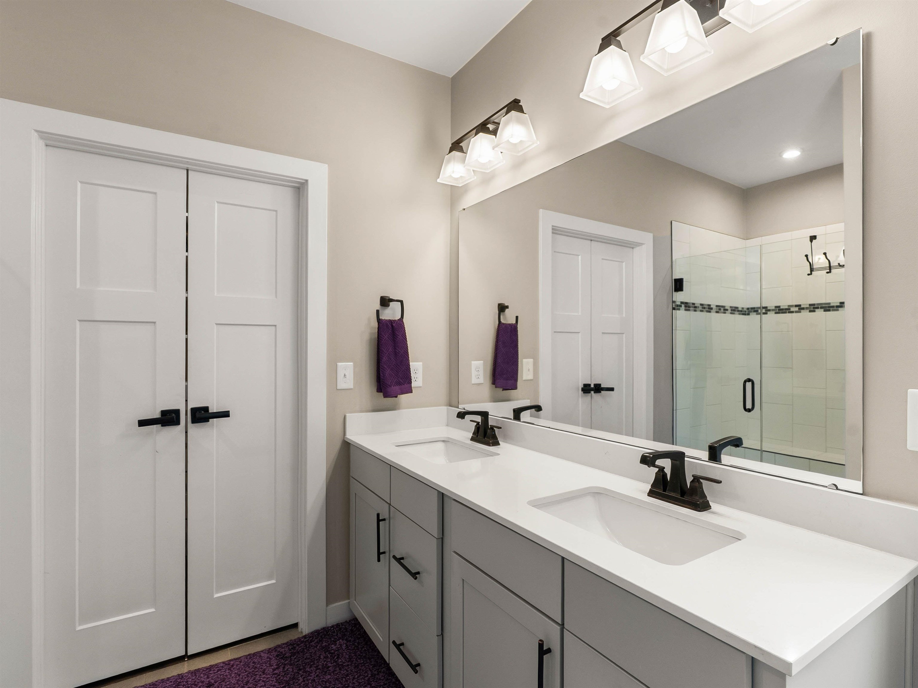 102 Mohegan Way Property Photo 31