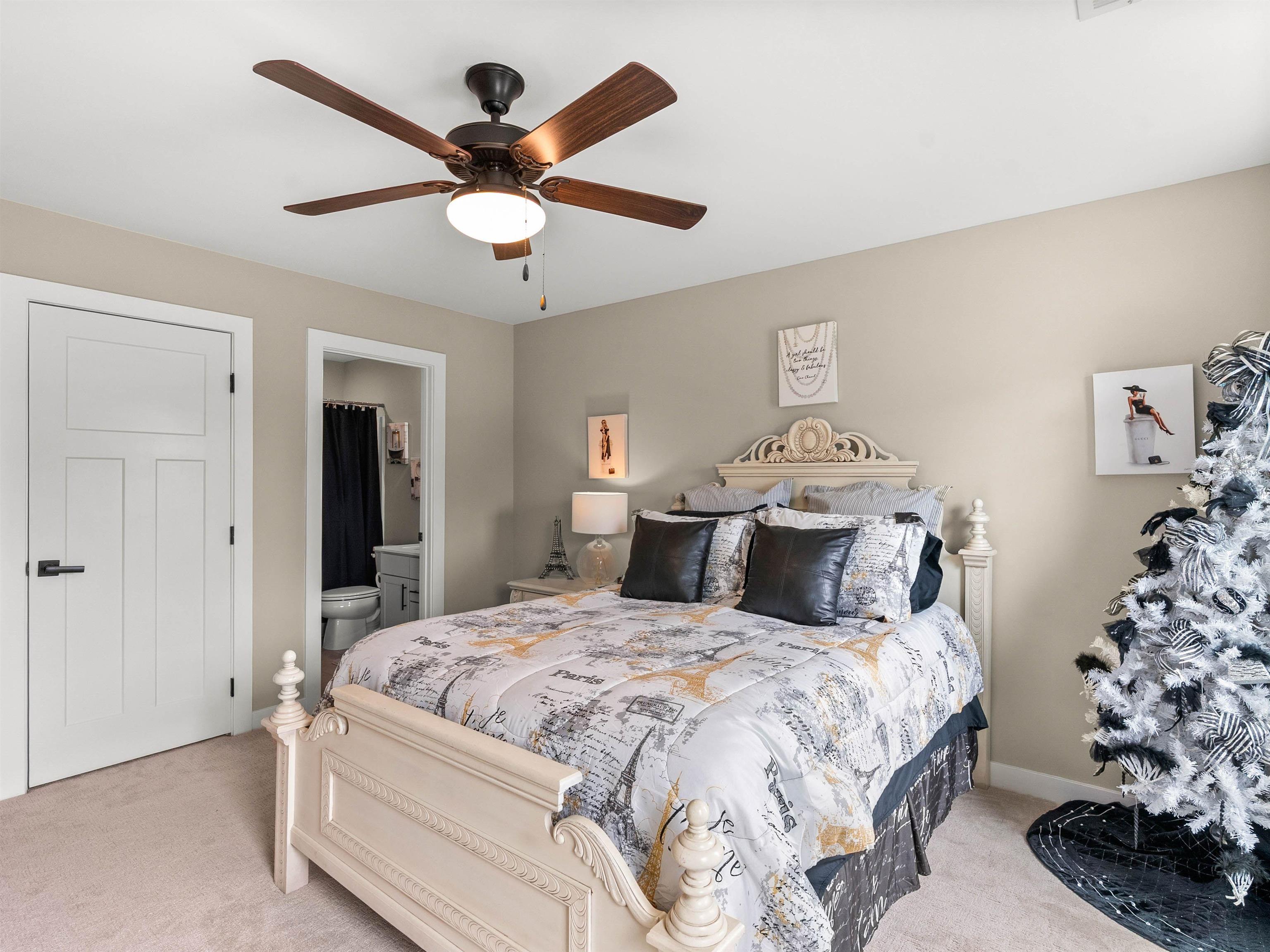 102 Mohegan Way Property Photo 43