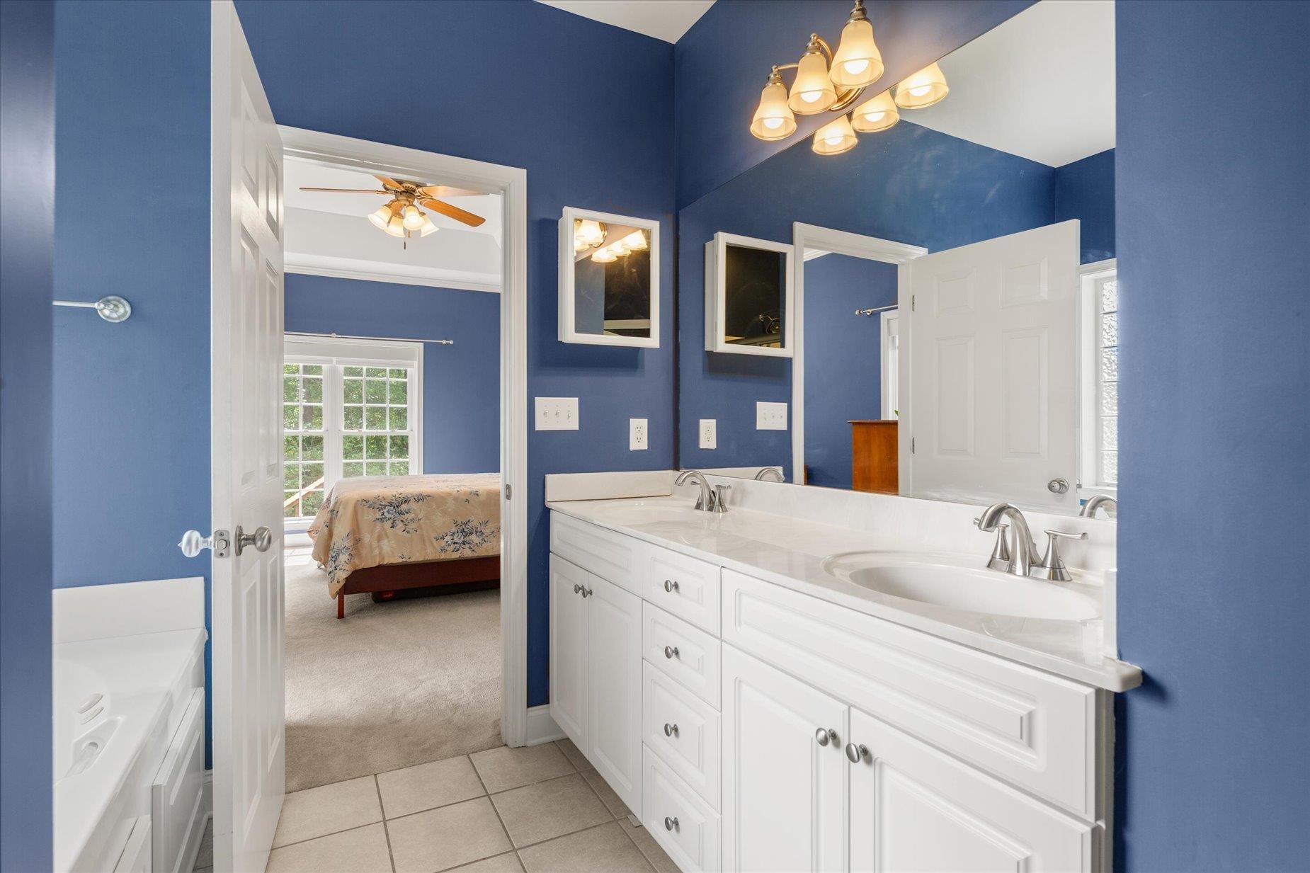 467 Sunset Pointe Drive Property Photo 16