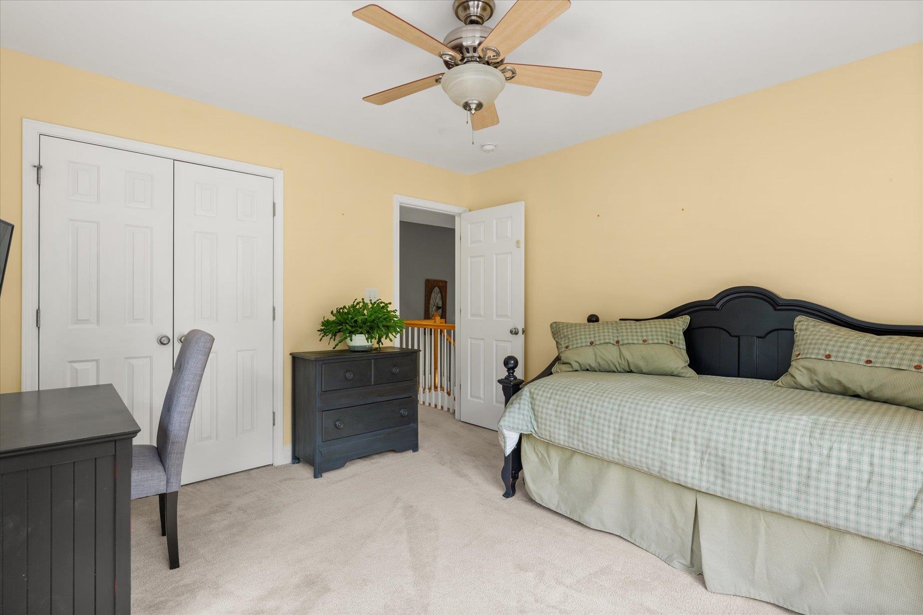 467 Sunset Pointe Drive Property Photo 32