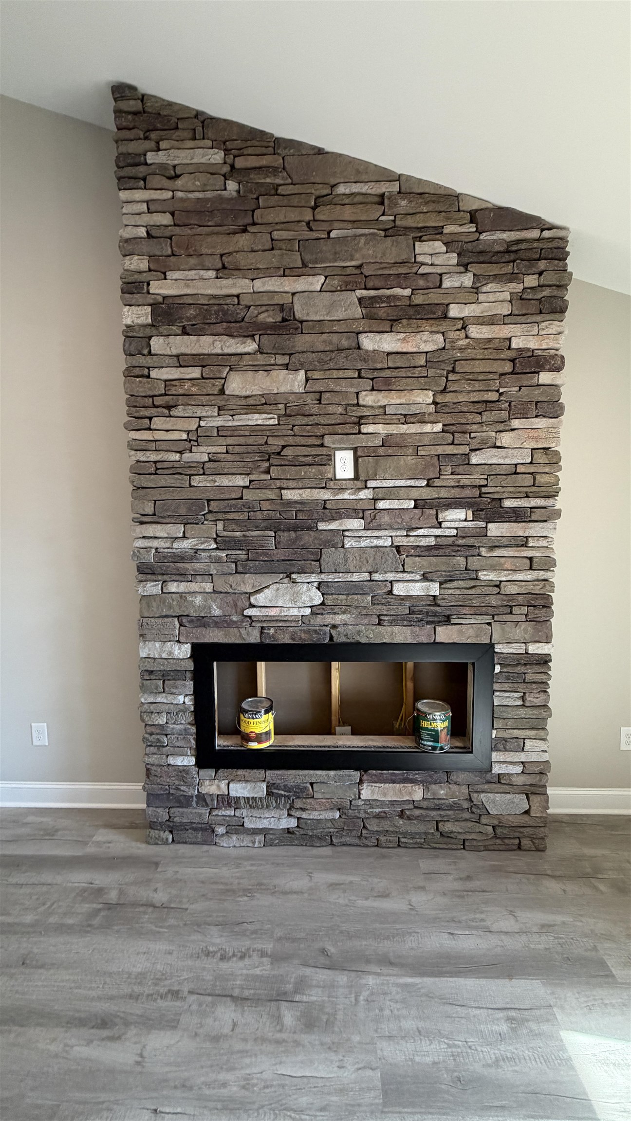 1079 N Green River Property Photo 4